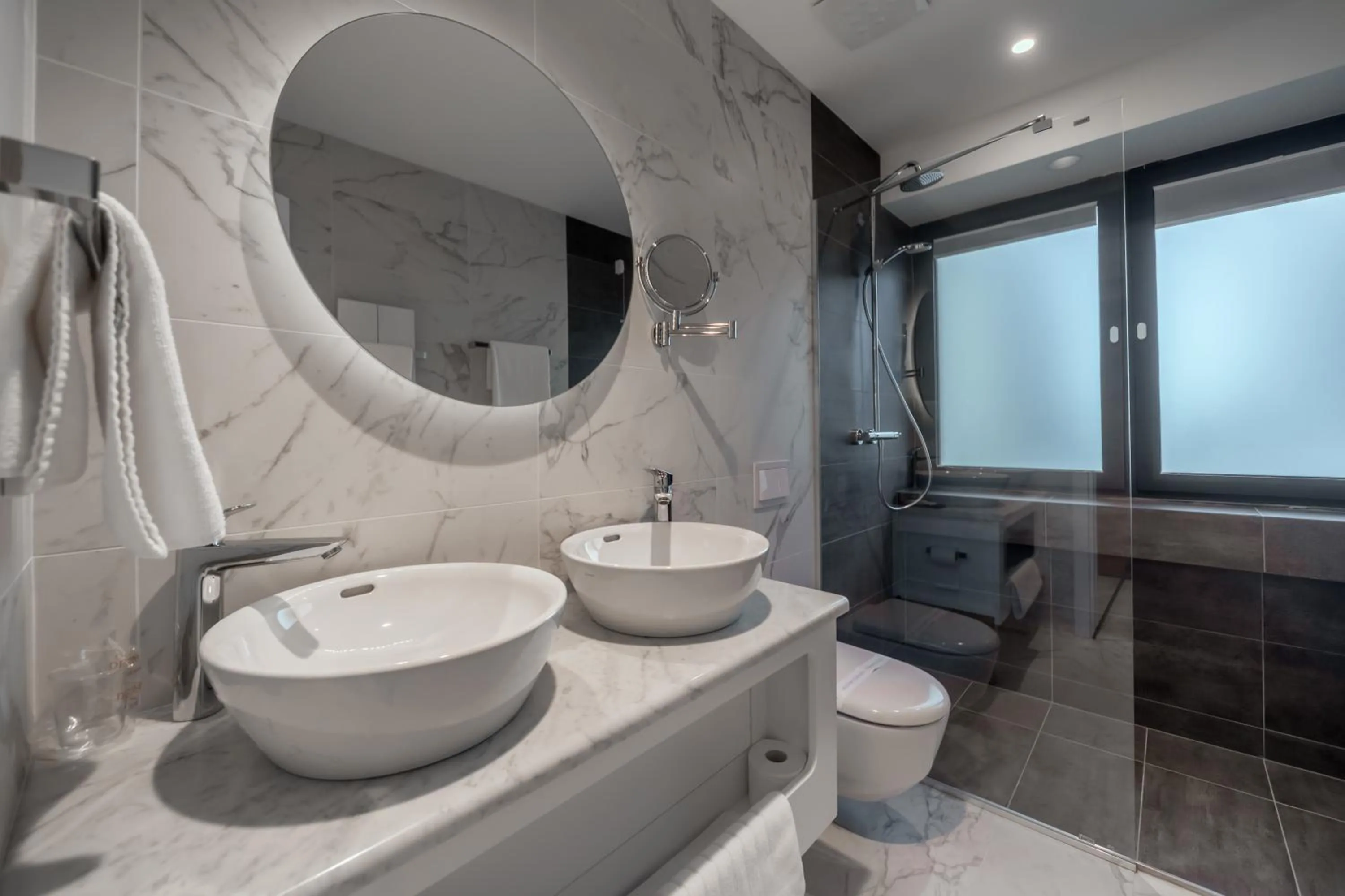 Shower in HOTEL AGAPE