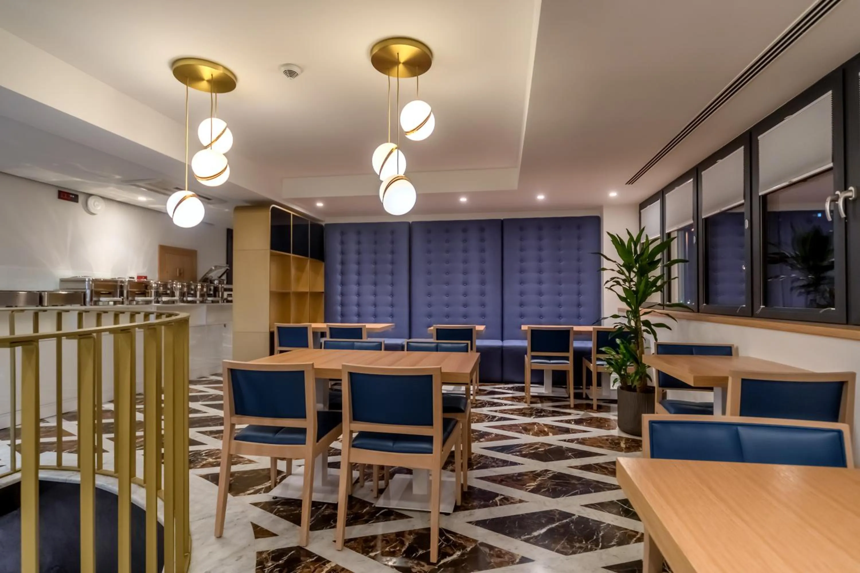 Restaurant/places to eat in HOTEL AGAPE