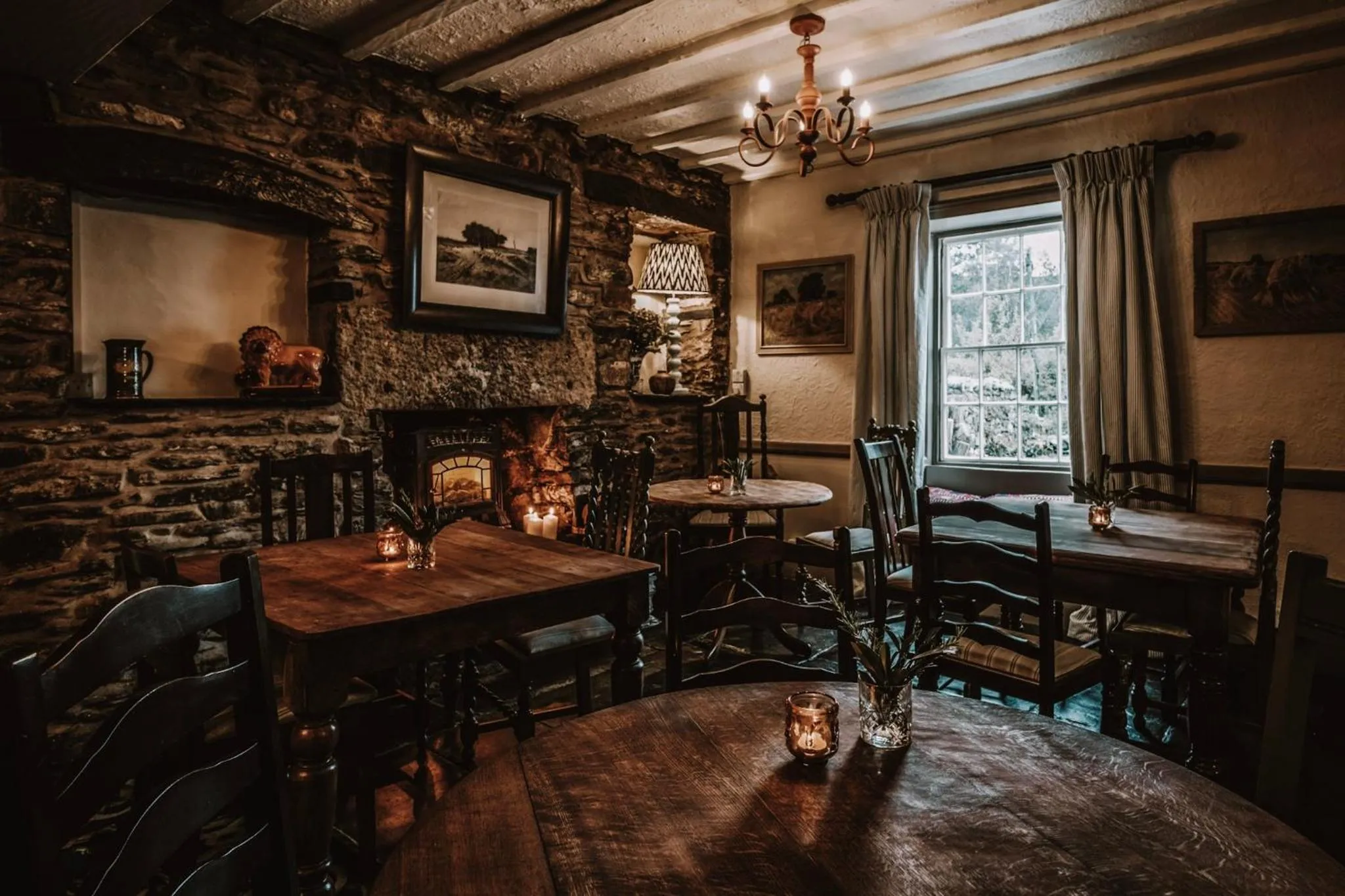 Restaurant/places to eat in The Hare & Hounds Inn