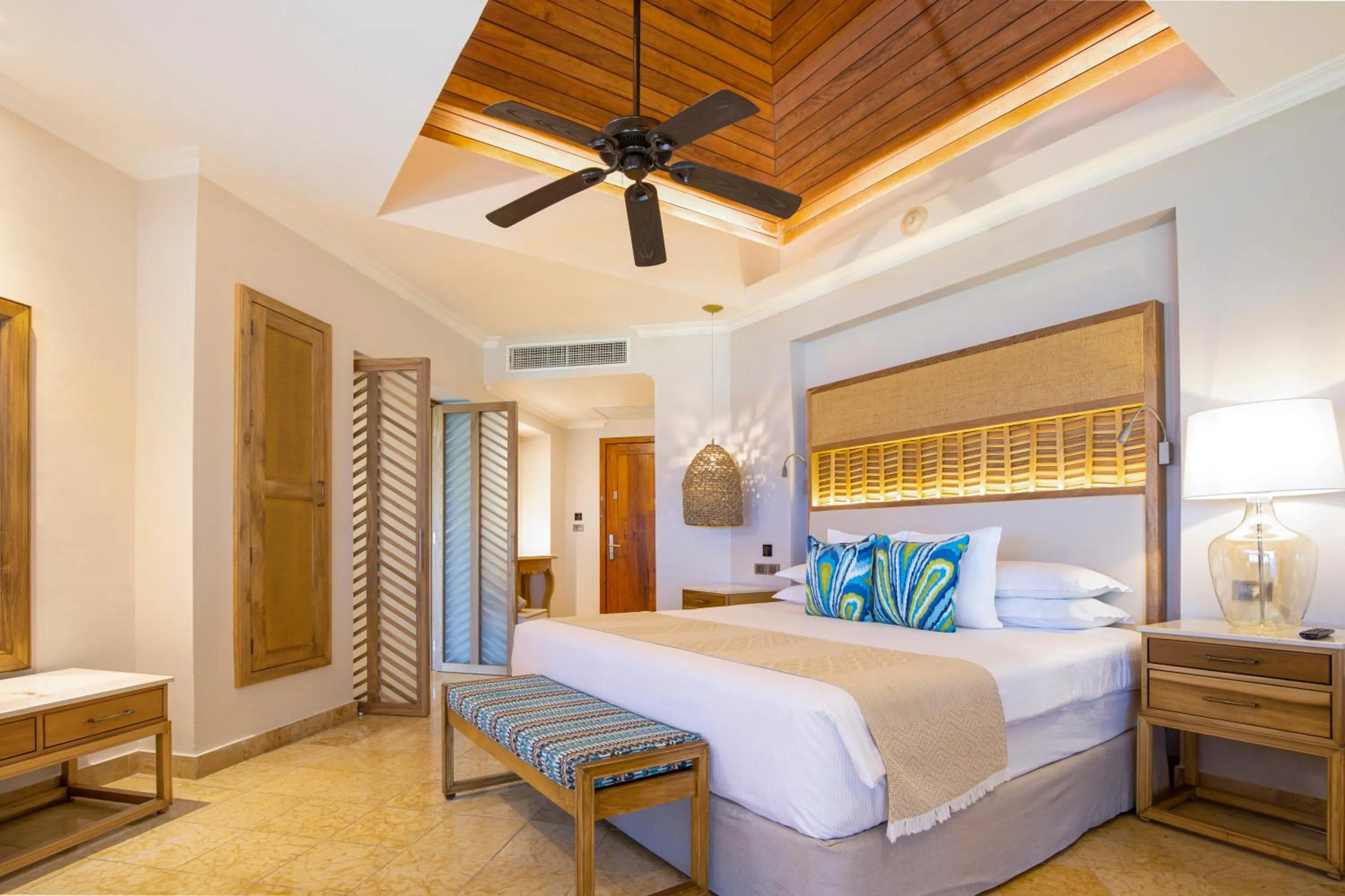 Photo of the whole room, Bed in Valentin Imperial Riviera Maya All Inclusive - Adults Only