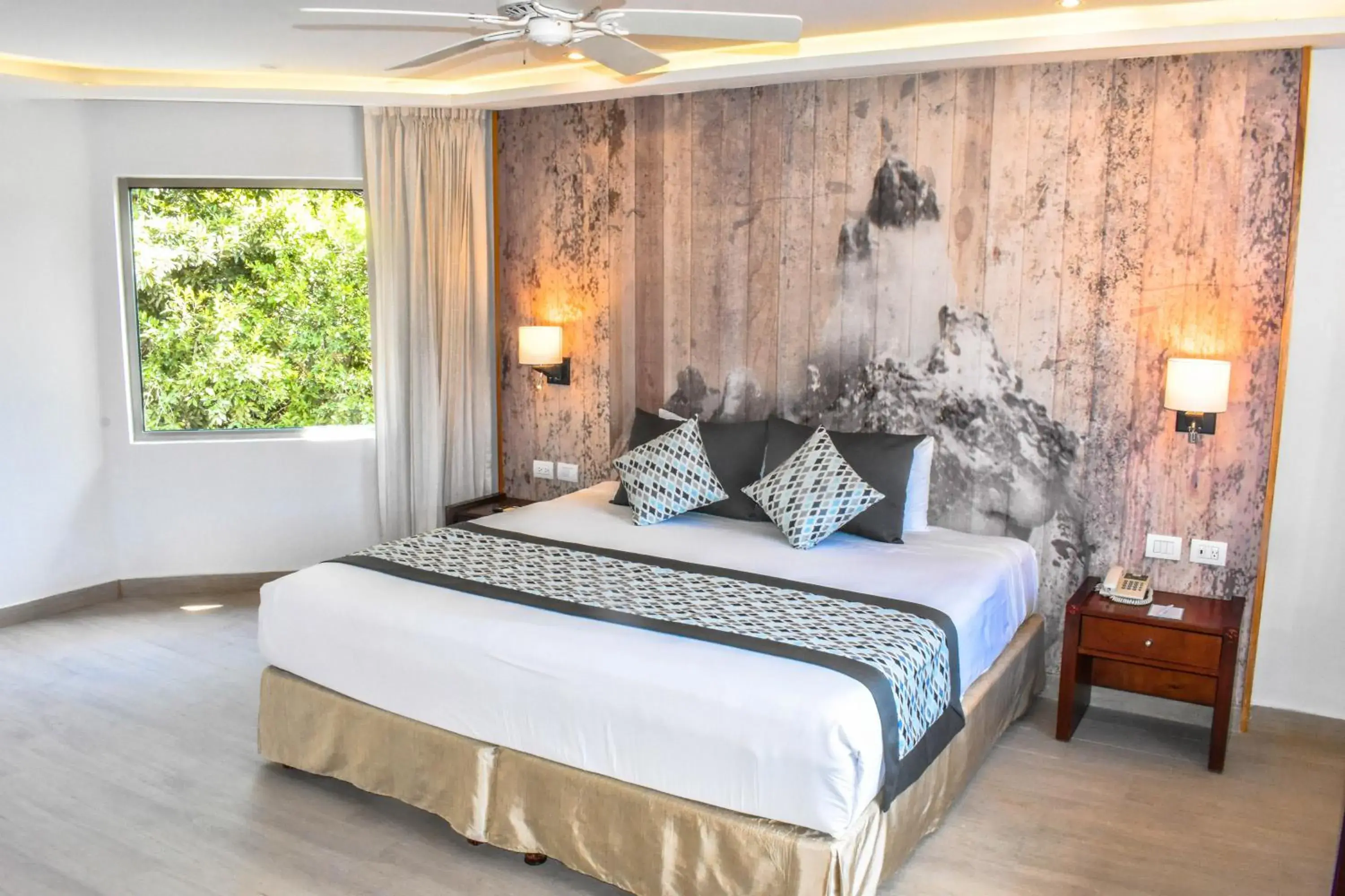 Eco Family Suite (3 Adults + 2 Children) in Sandos Caracol Nature Resort & Water Park Eco Family Suite (3 Adults + 2 Children) in Sandos Caracol Nature Resort & Water Park