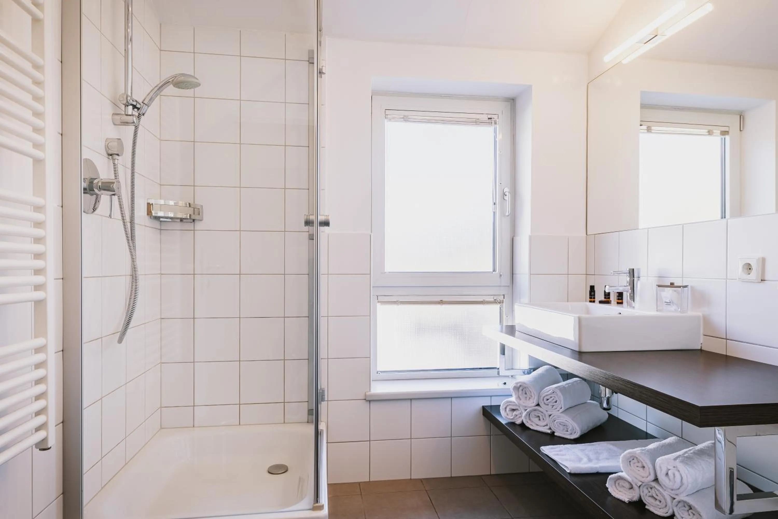 Shower in Der Gletscherblick by Alpin Rentals