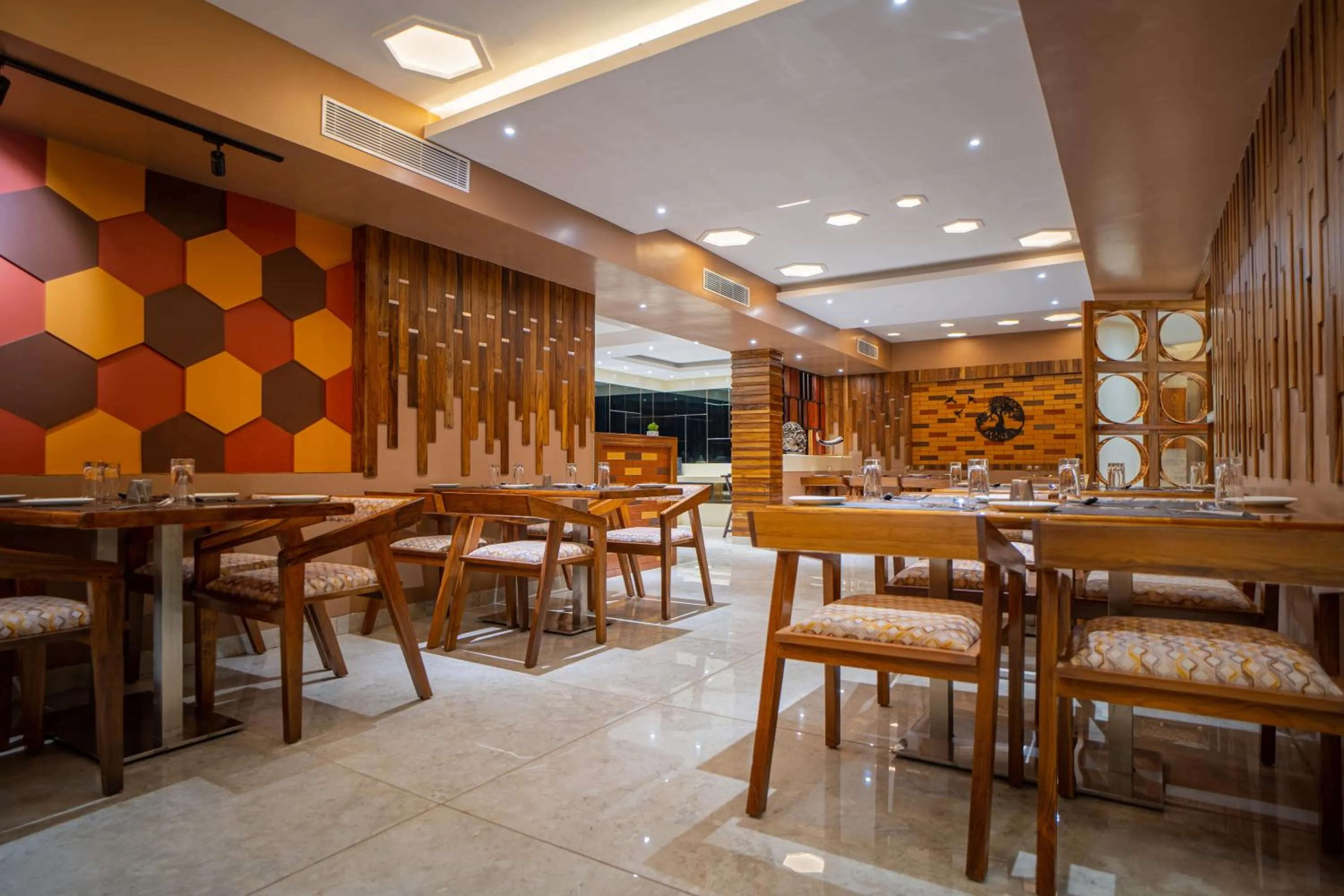 Restaurant/places to eat in Coral Reef Hotel & Spa, Port Blair