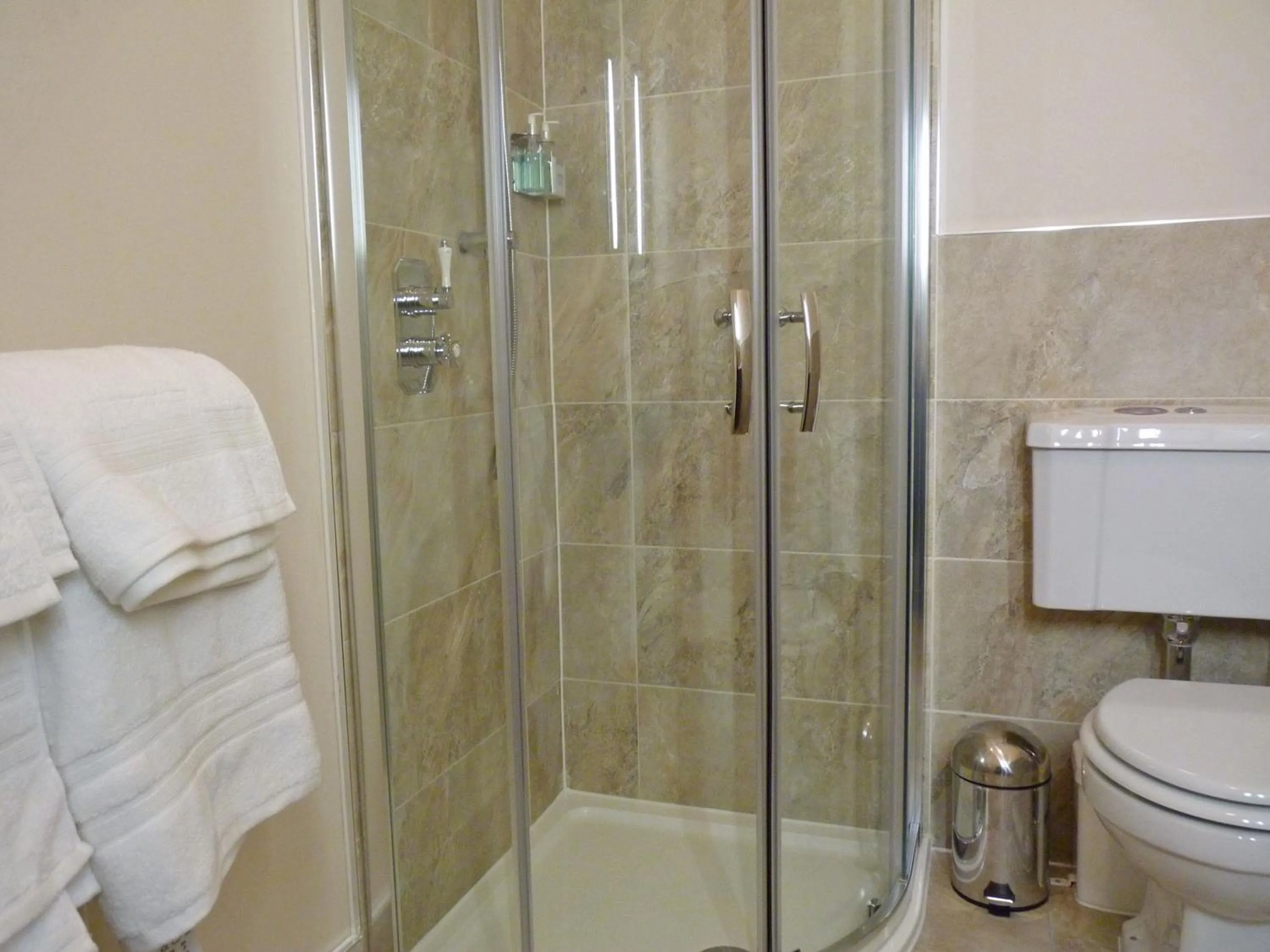 Shower in Victoria Square & The Orangery