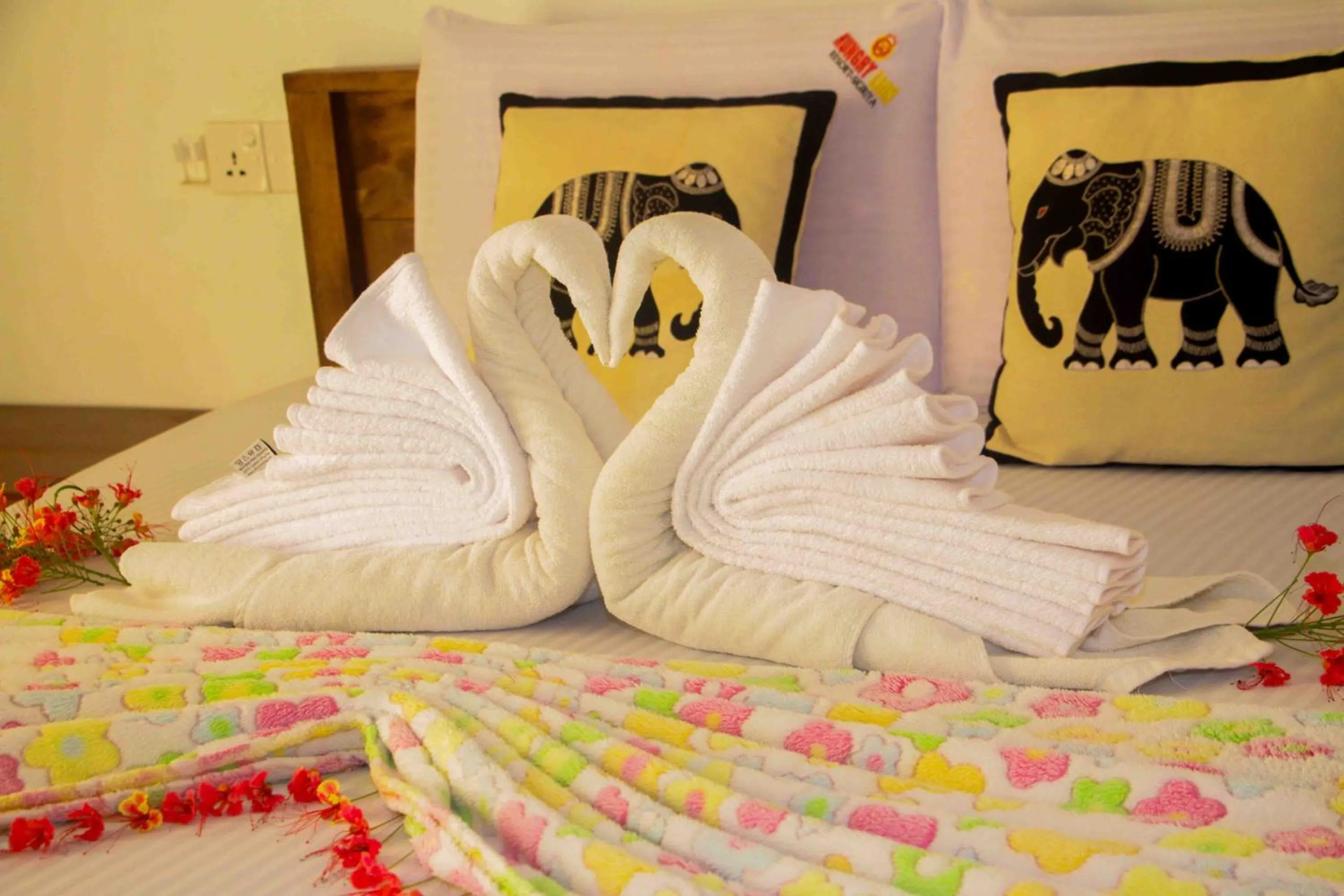 Bedroom, Bed in Hungry Lion Sigiriya