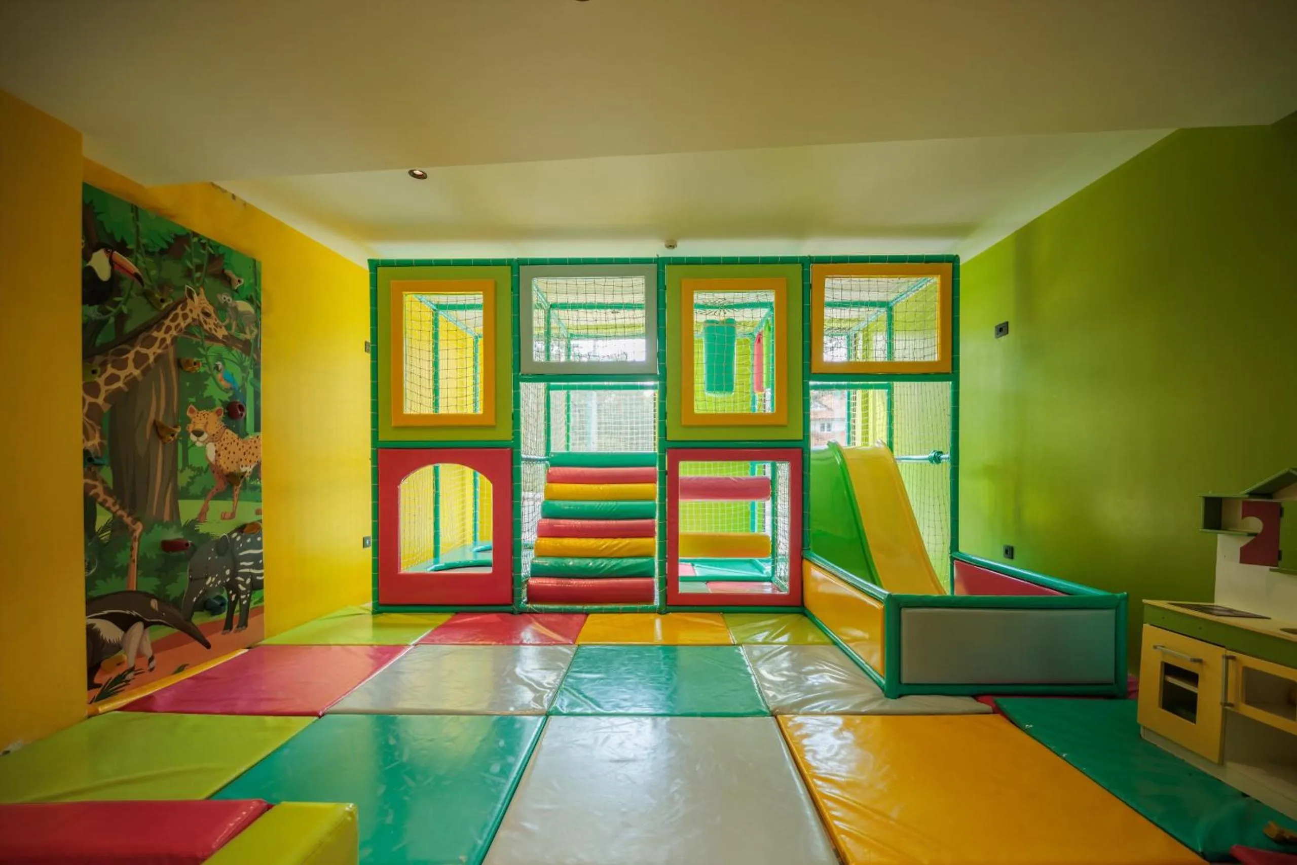 HOTEL ROYAL MOUNTAIN