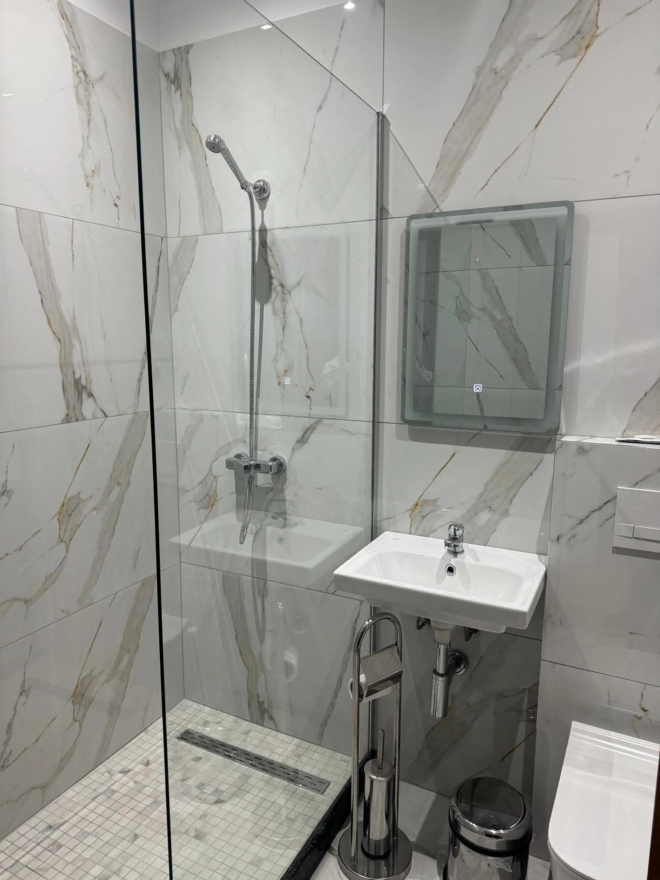 Bathroom in Hotel Kaloshi