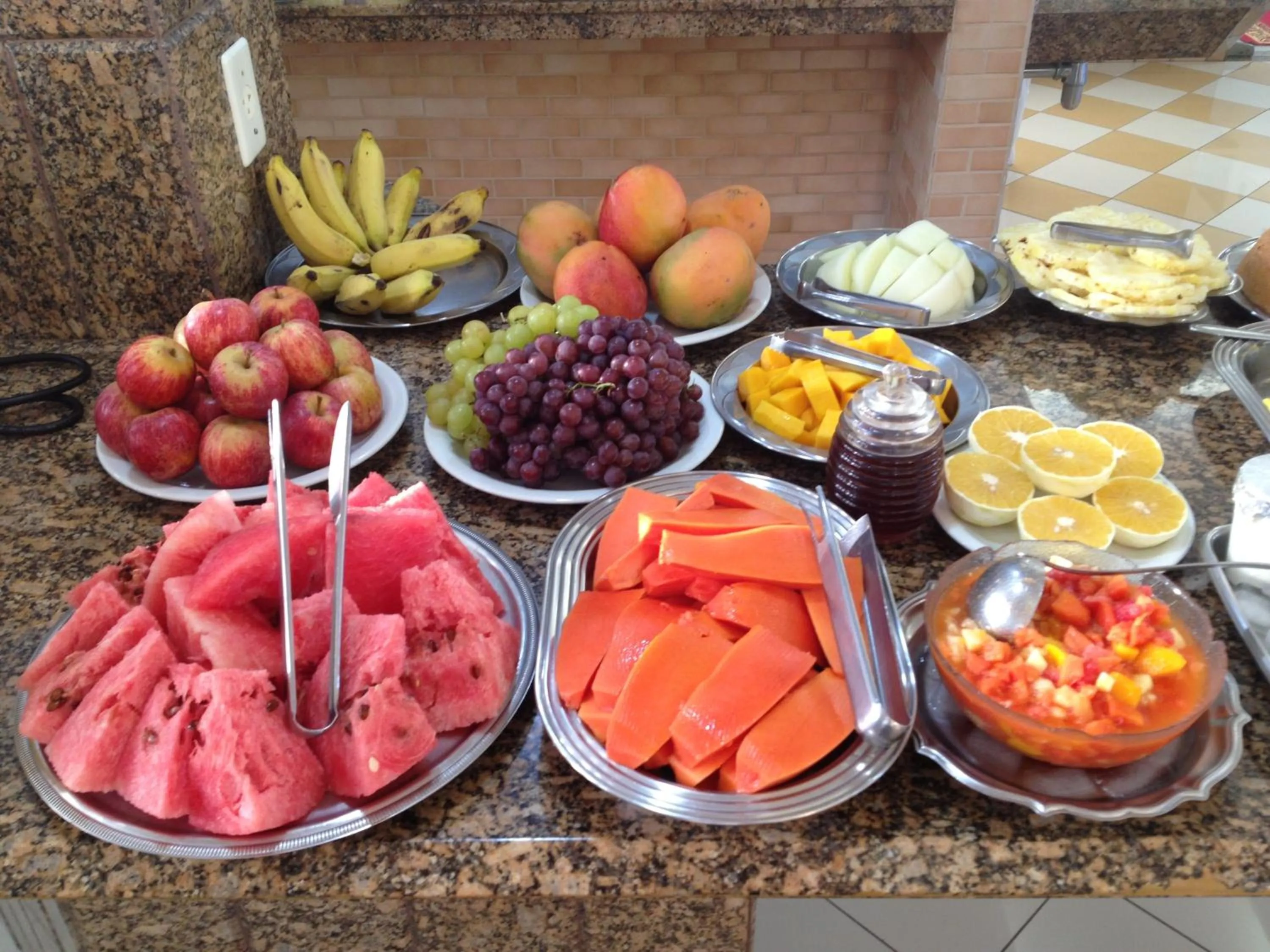 Buffet breakfast in Hotel Kalilândia