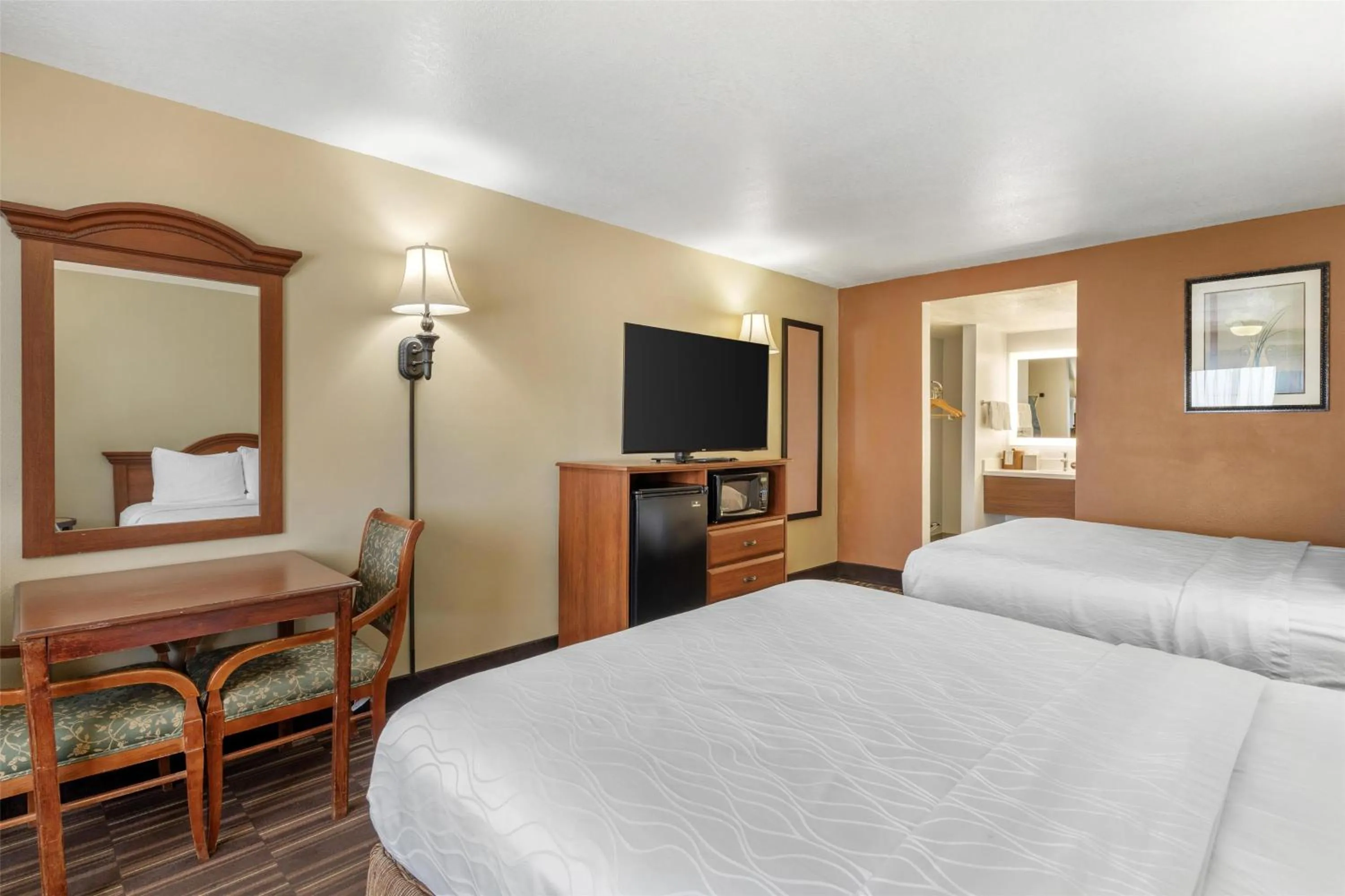 Bedroom, Bed in Best Western Desert Winds