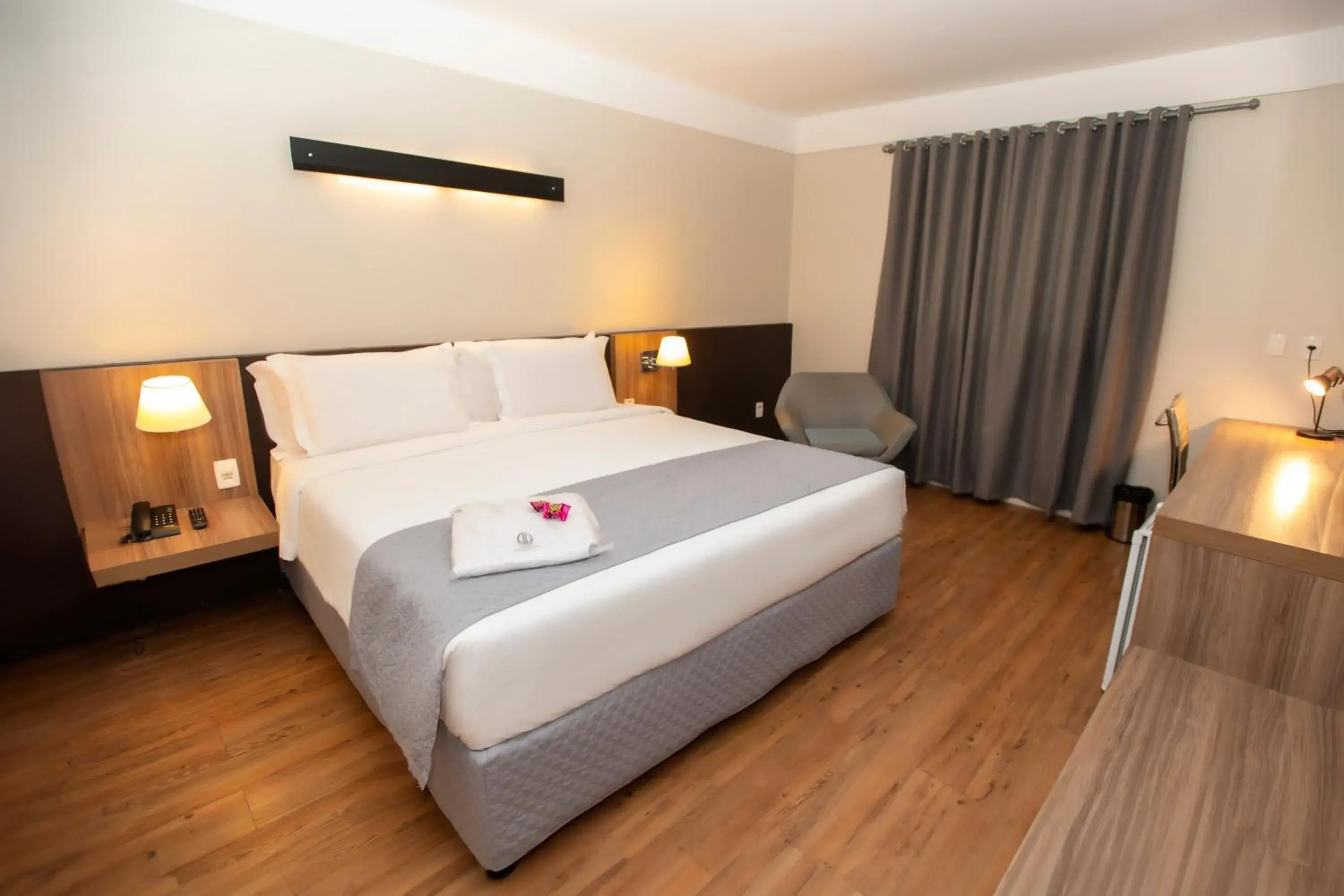 Deluxe Double Room - single occupancy in Delmond Hotel Deluxe Double Room - single occupancy in Delmond Hotel