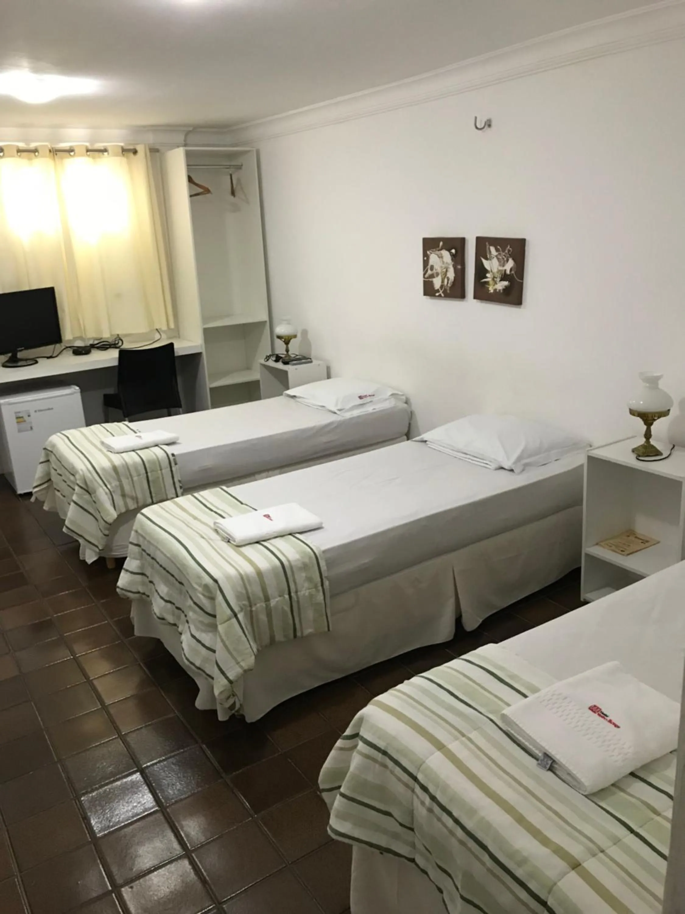 Bed in Hotel Velho Monge