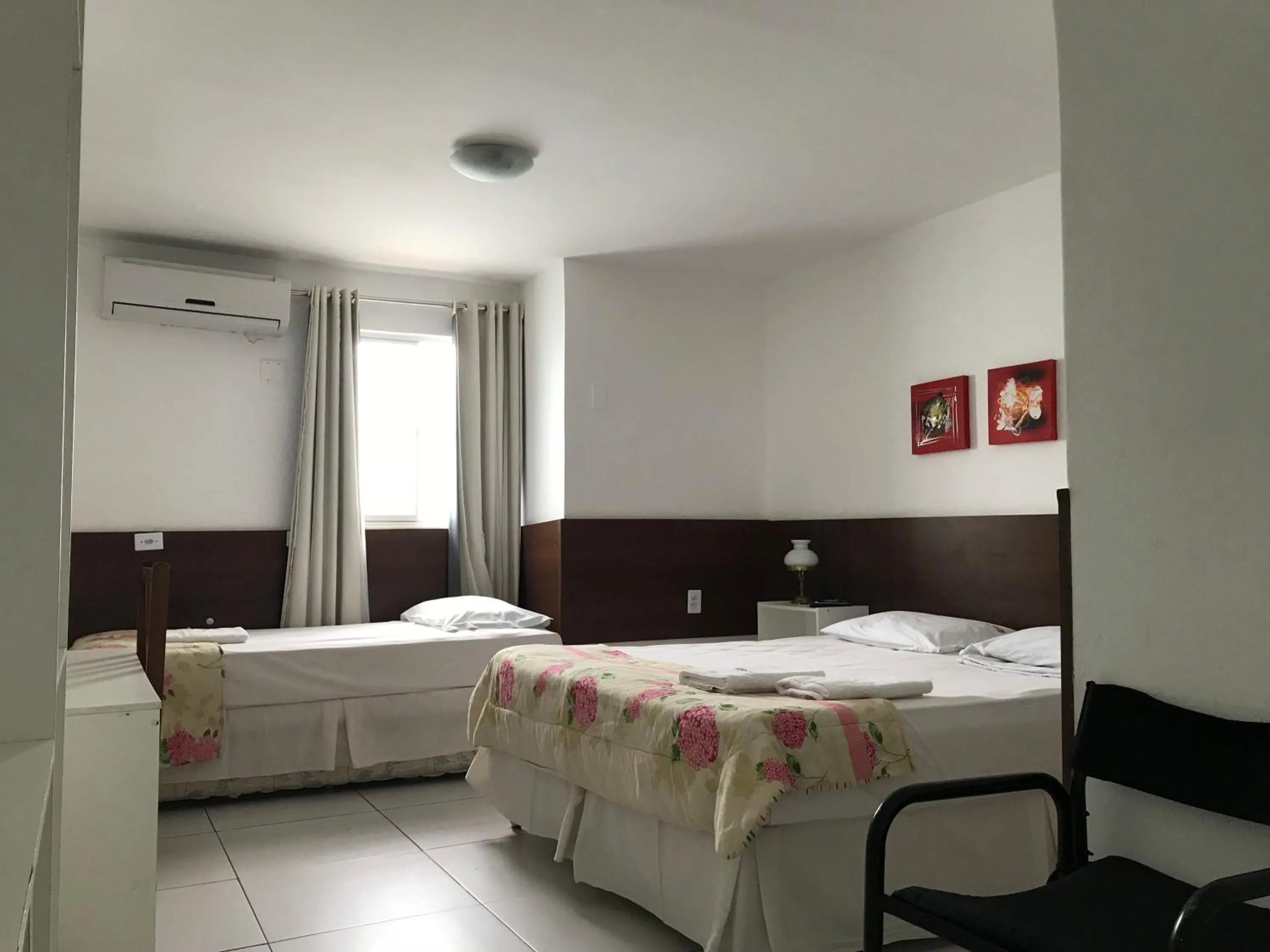 Bed in Hotel Velho Monge