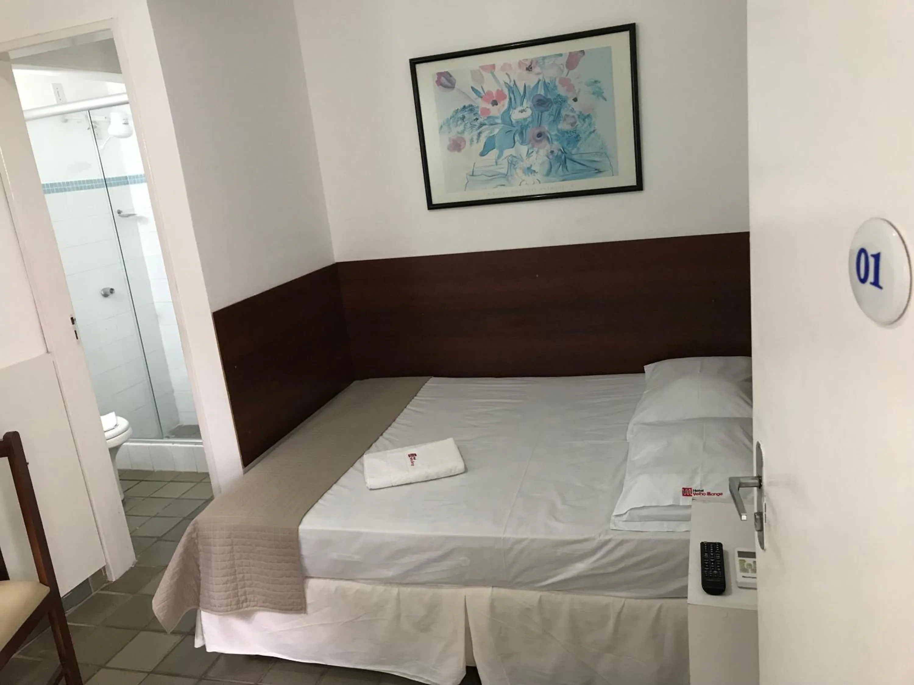 Bed in Hotel Velho Monge