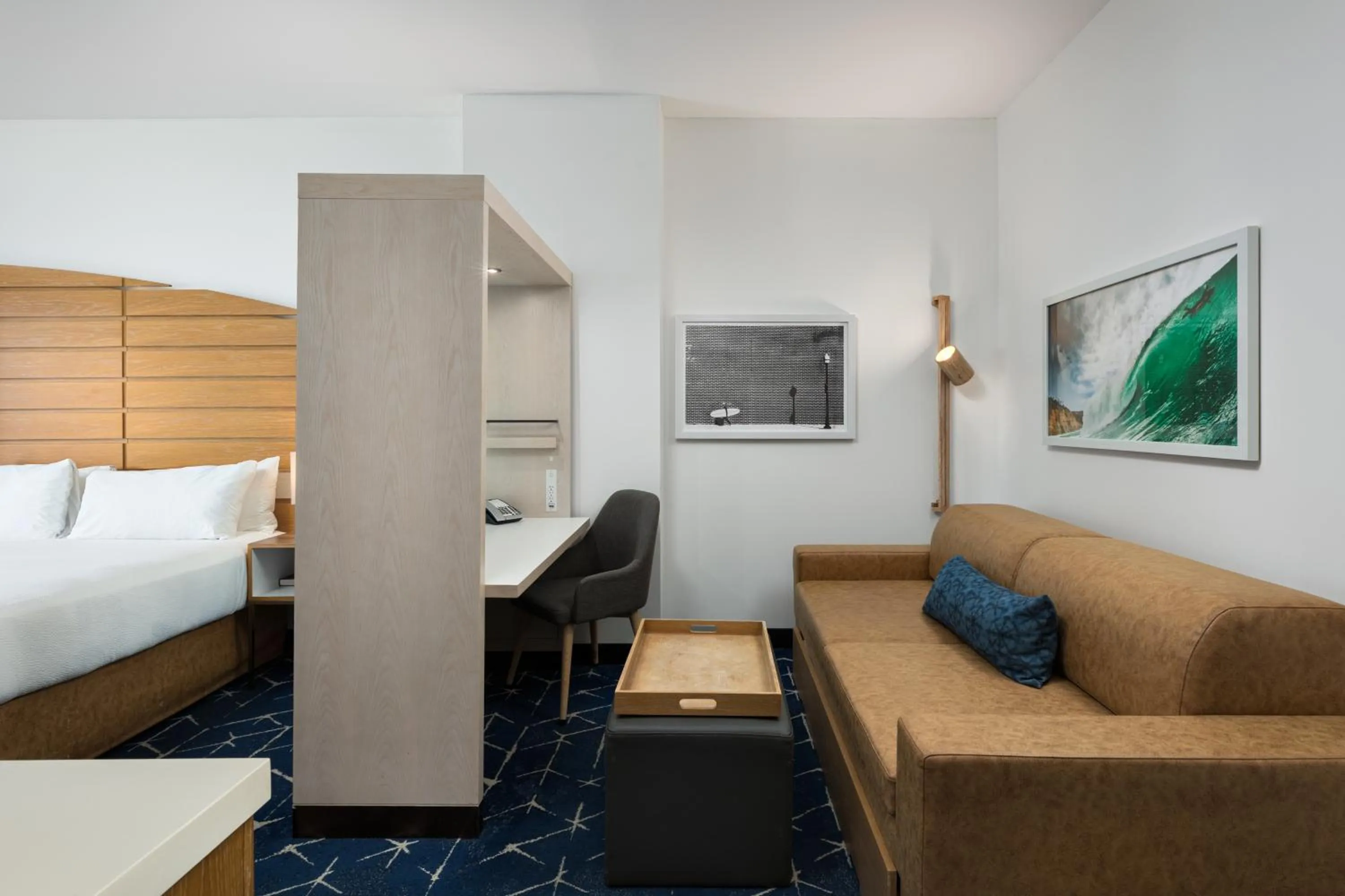 Bed in SpringHill Suites by Marriott Oceanside Beach