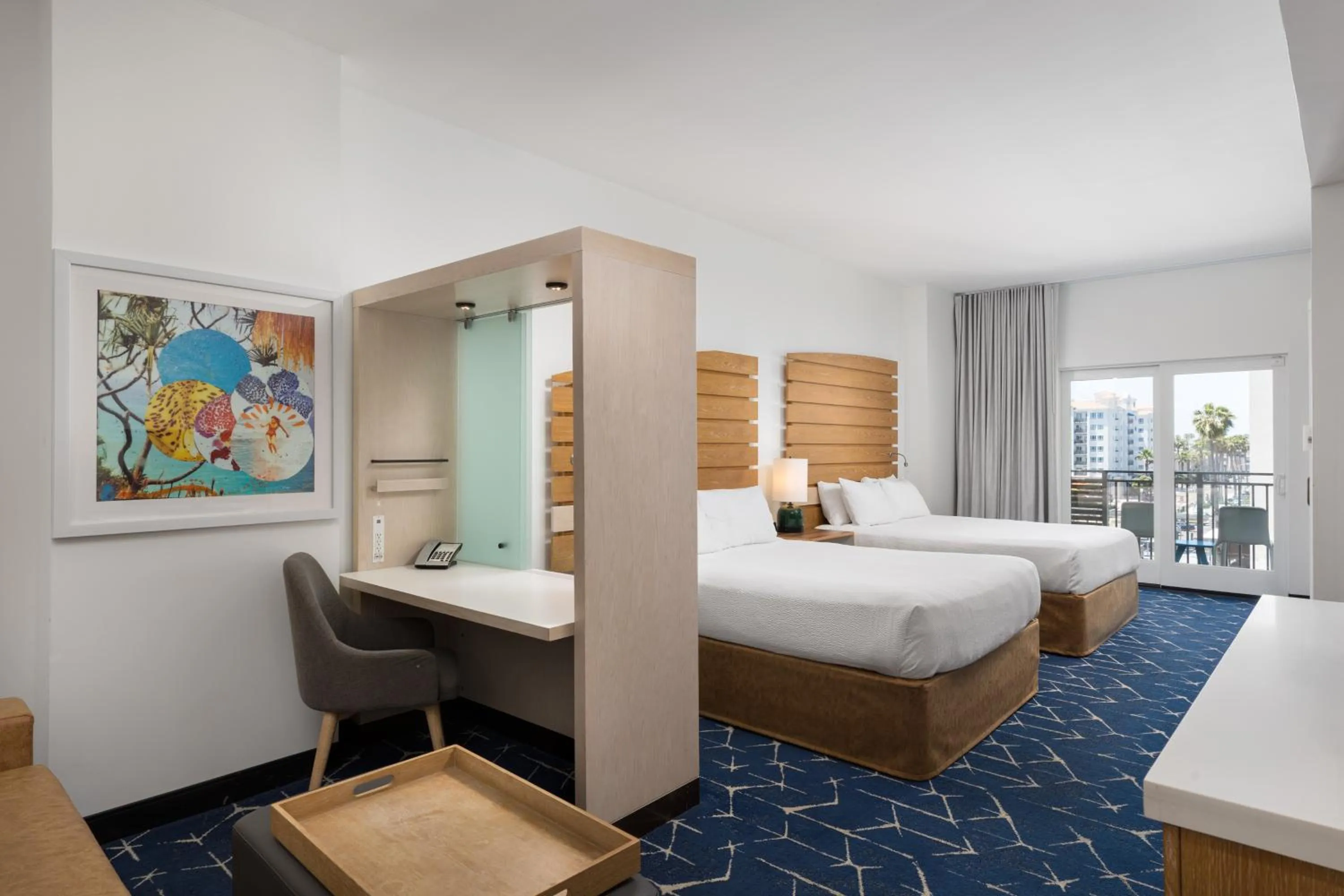 Bed in SpringHill Suites by Marriott Oceanside Beach