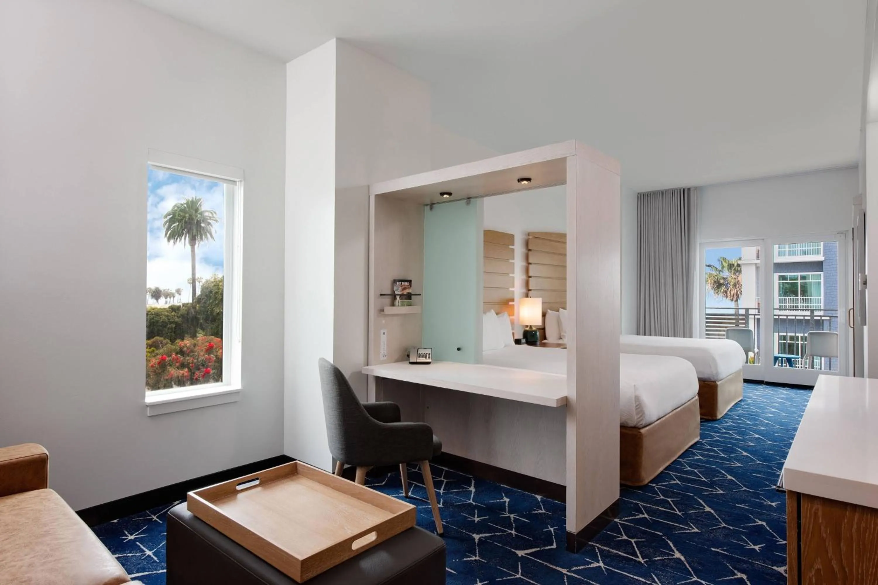 Photo of the whole room, Bed in SpringHill Suites by Marriott Oceanside Beach