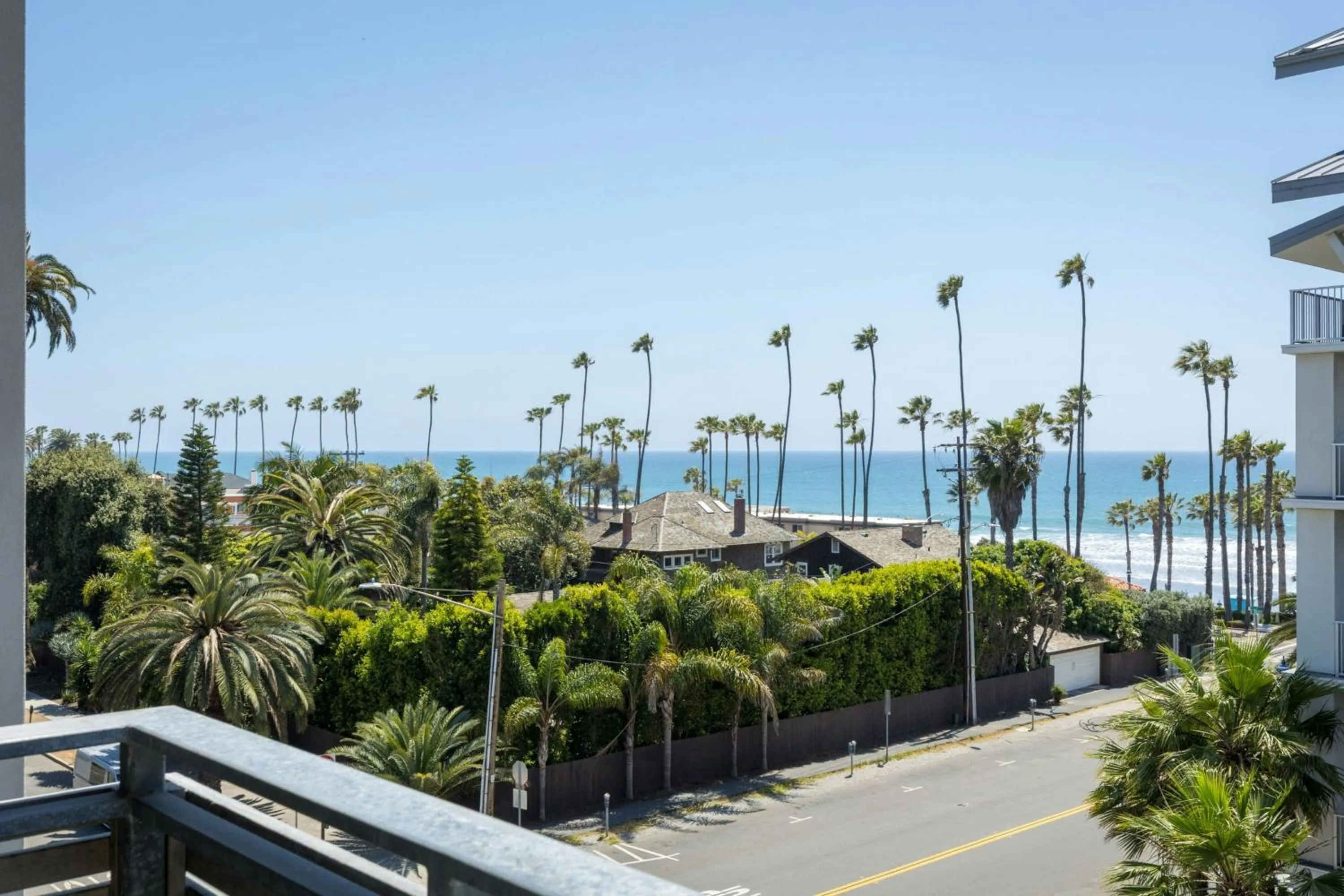 Photo of the whole room in SpringHill Suites by Marriott Oceanside Beach