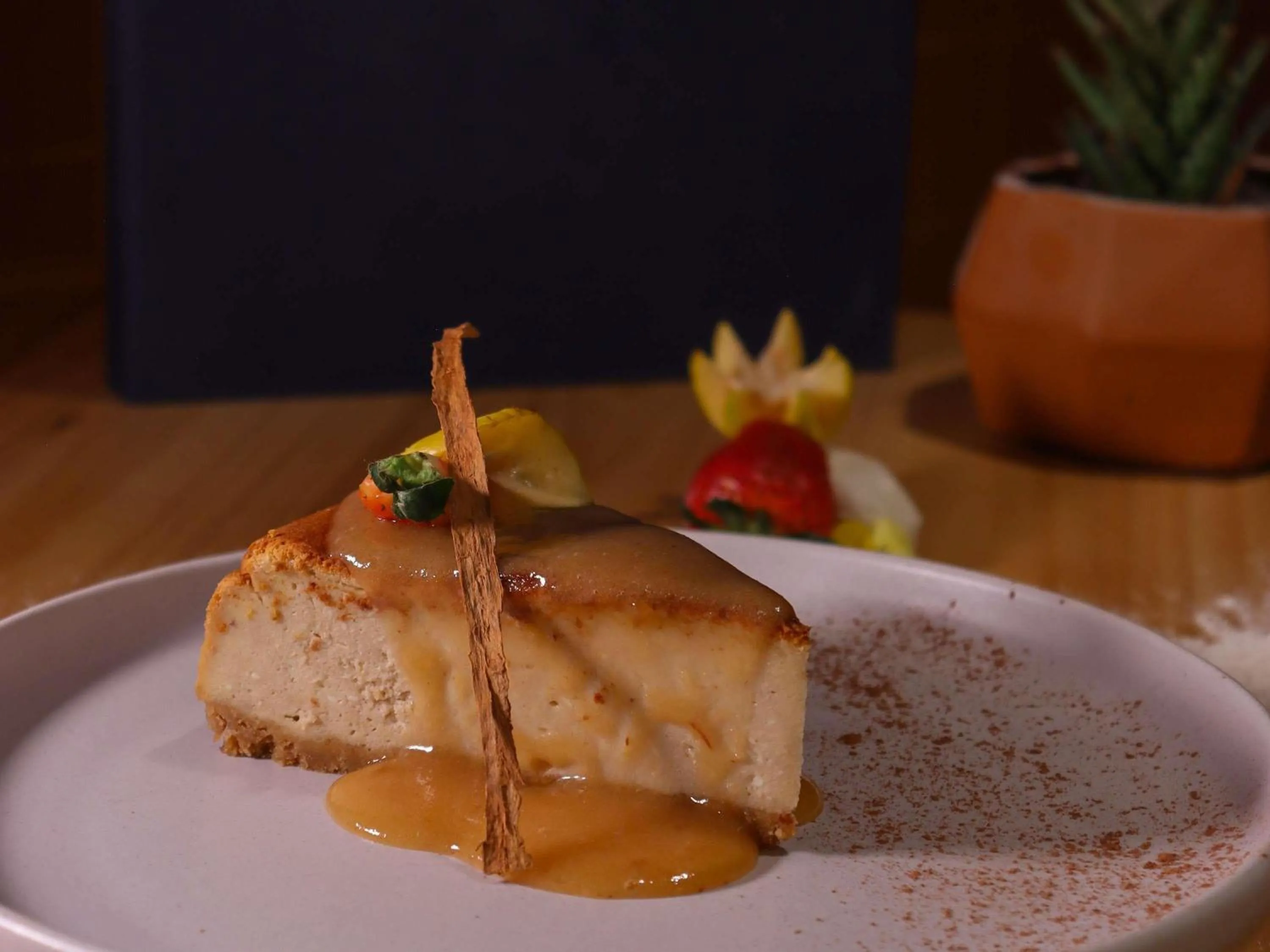 Restaurant/places to eat in Novotel Monterrey Valle