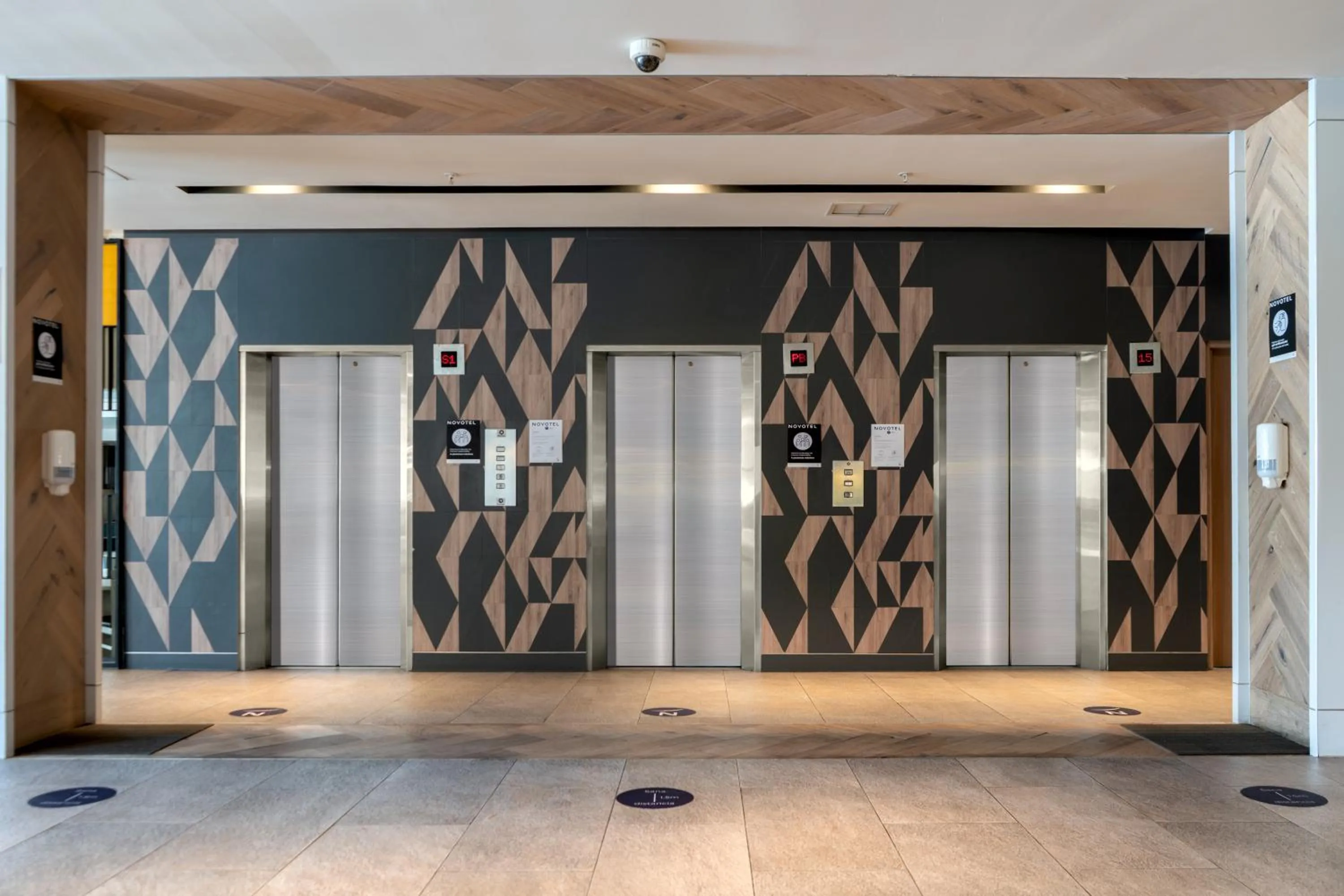 Lobby or reception in Novotel Monterrey Valle