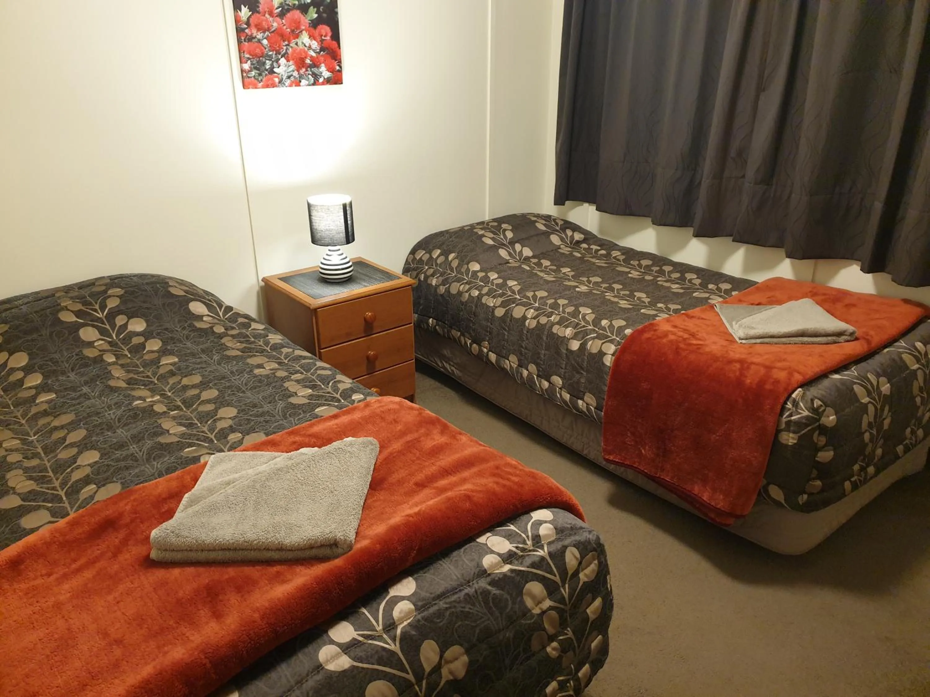Bed in Richmond Motel and Holiday Park