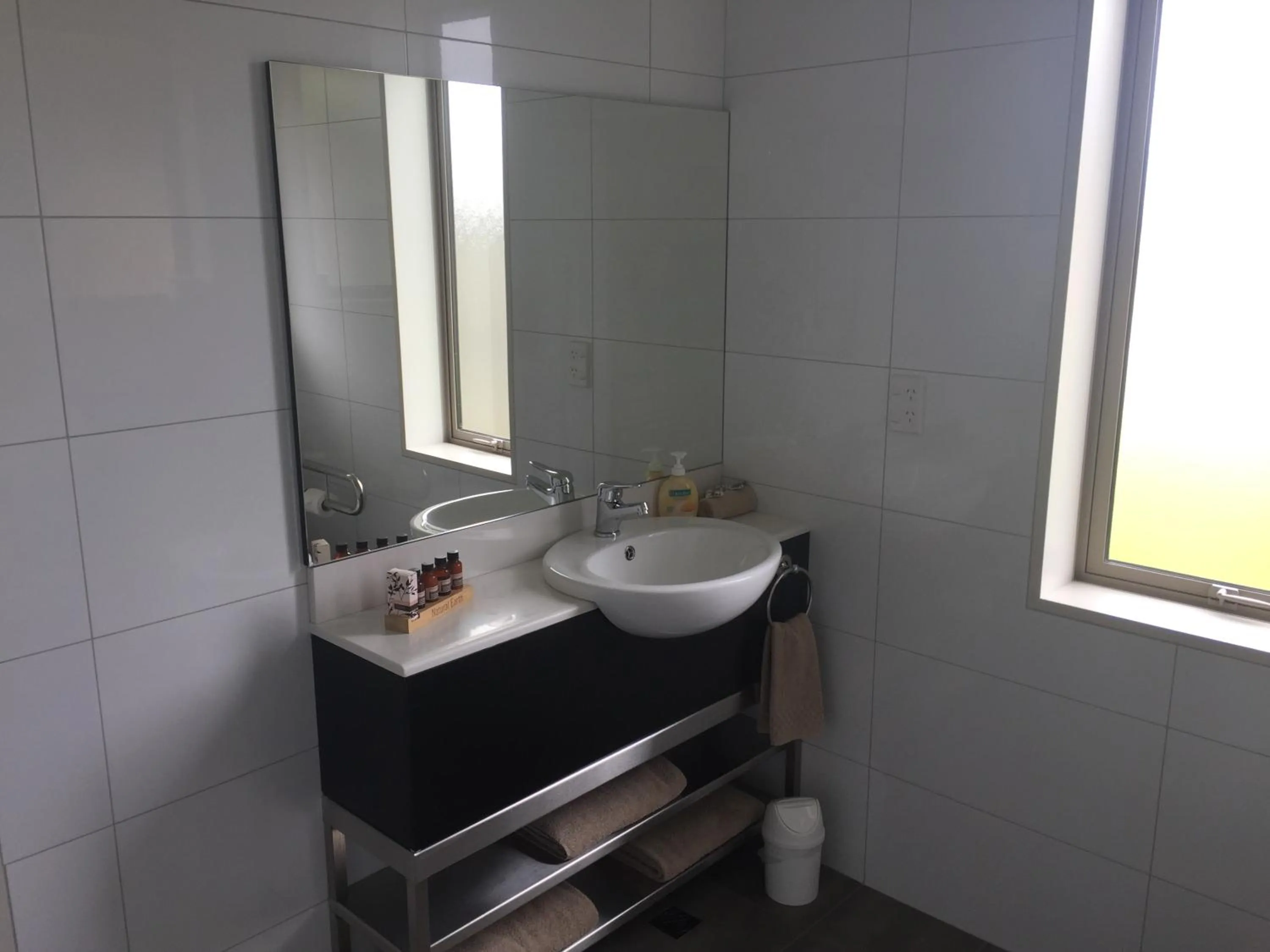 Rolleston Highway Motel