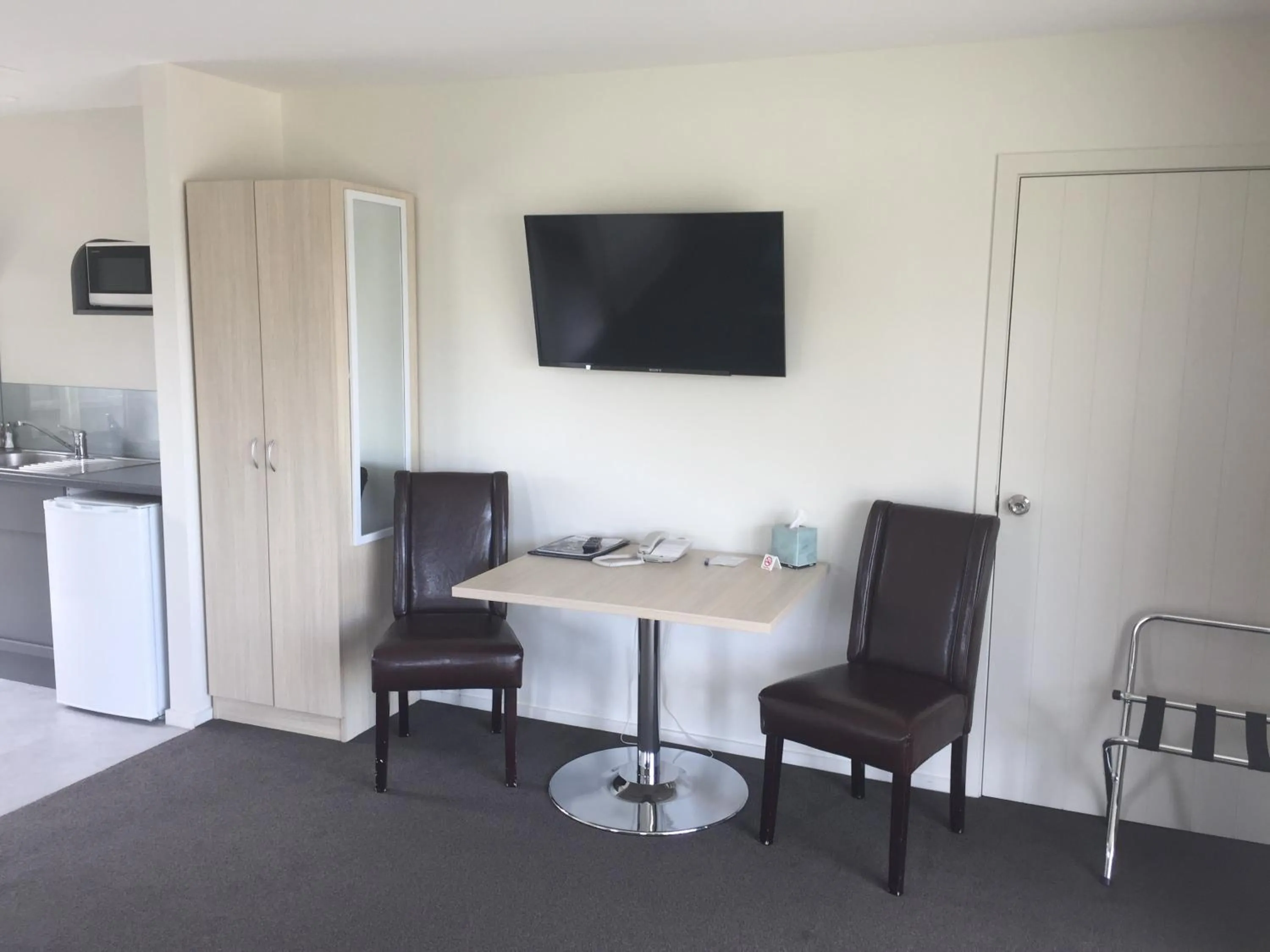 Rolleston Highway Motel