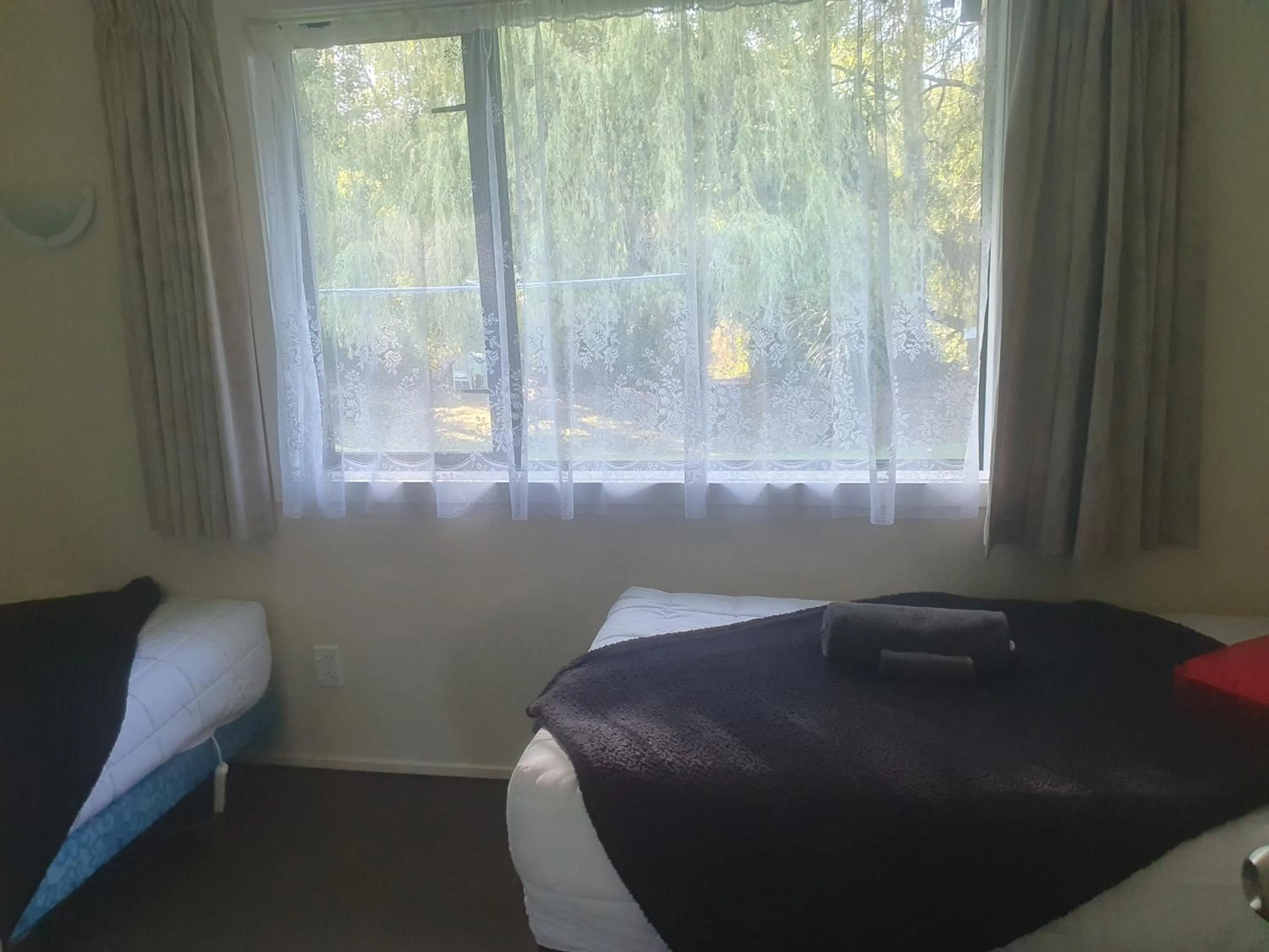 Bedroom, Bed in Geraldine Motels