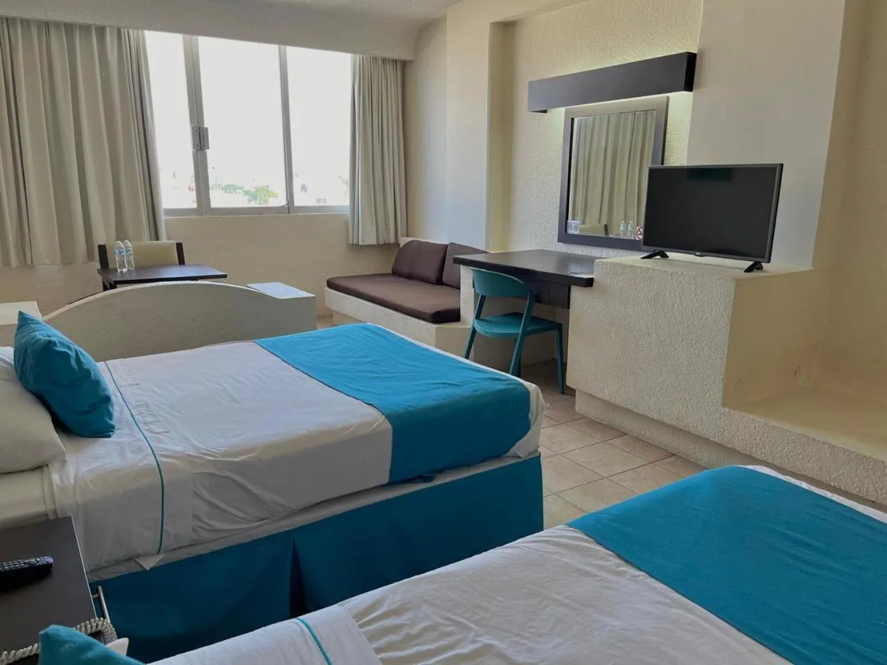 Bed in Howard Johnson by Wyndham Veracruz