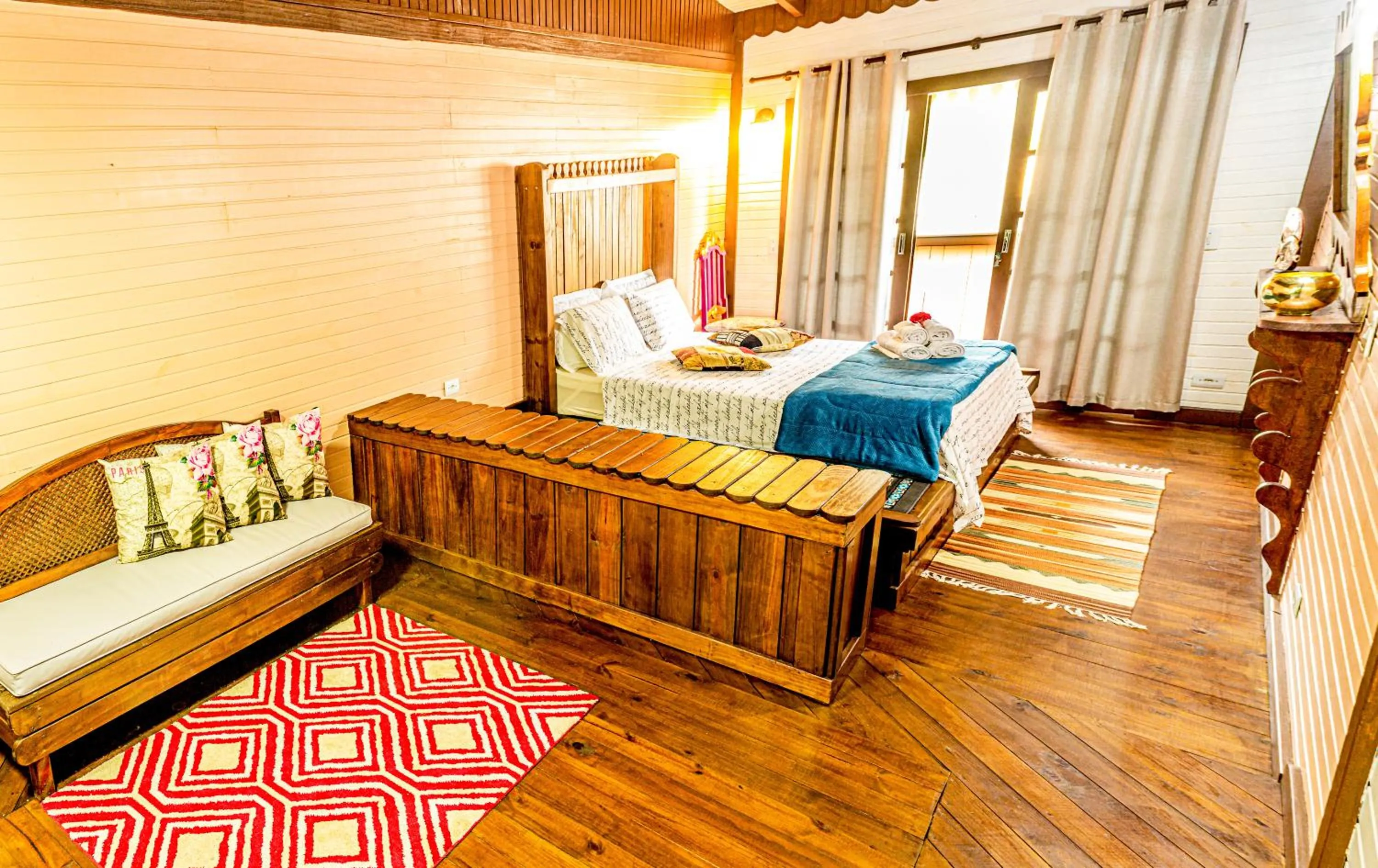 Bedroom, Bed in Pousada Casa do Oscar