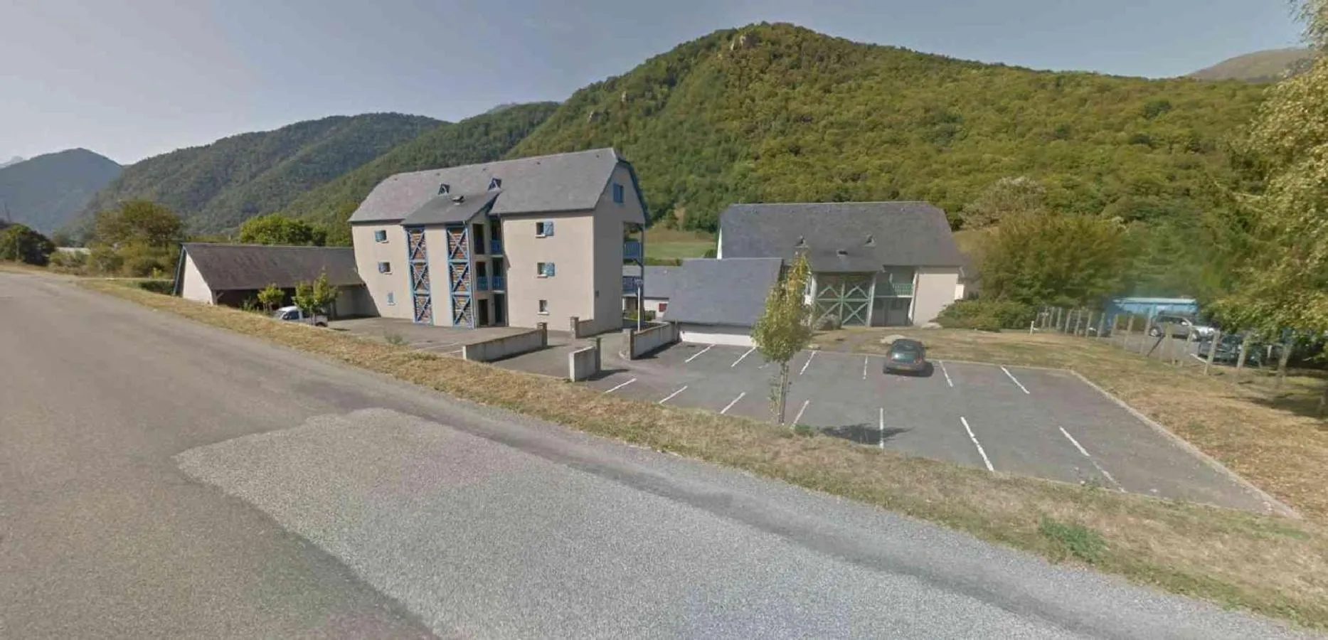 Property building in Résidence Les Trois Vallées - ARREAU