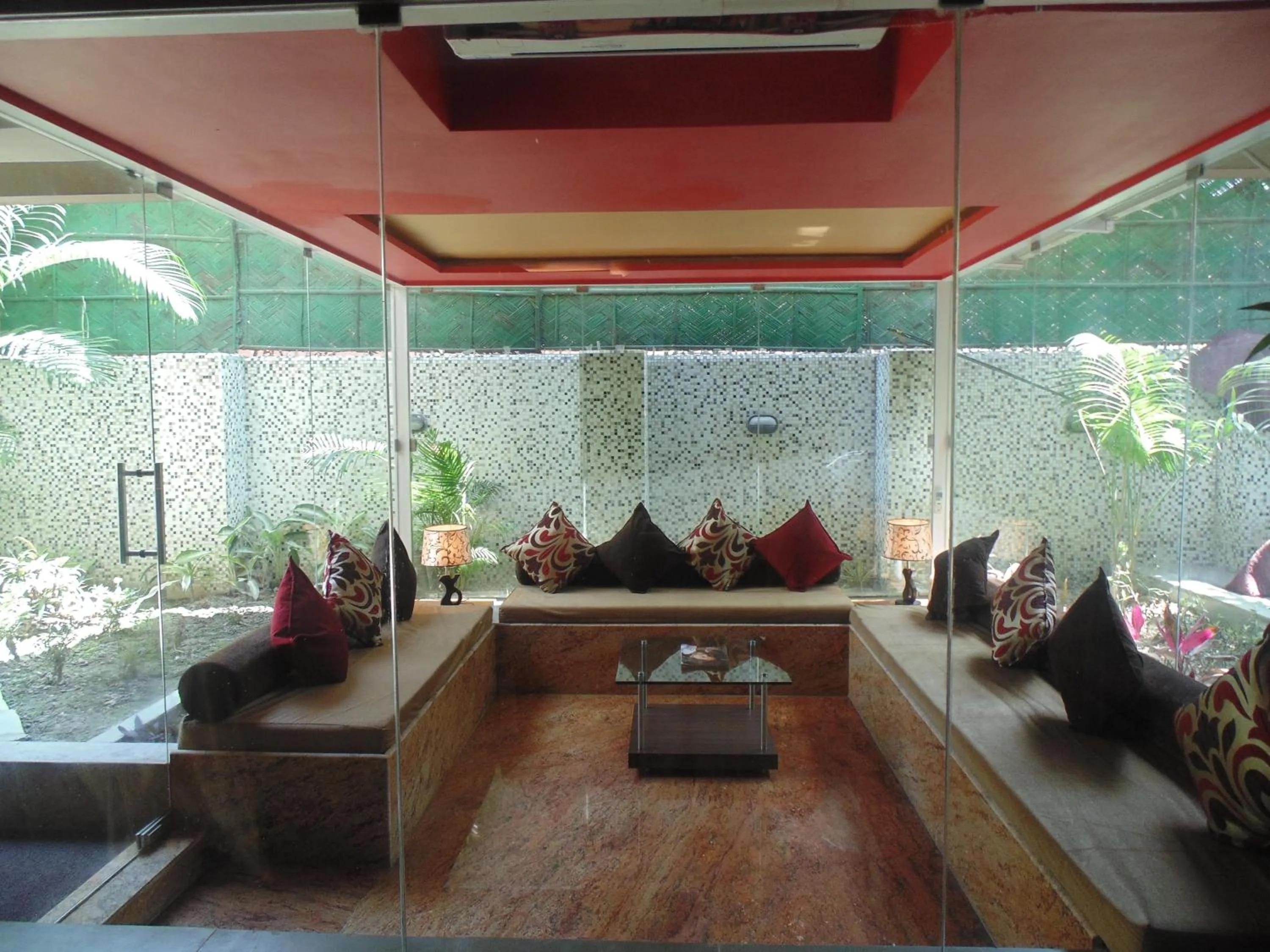 Communal lounge/ TV room in Tatvam Residency