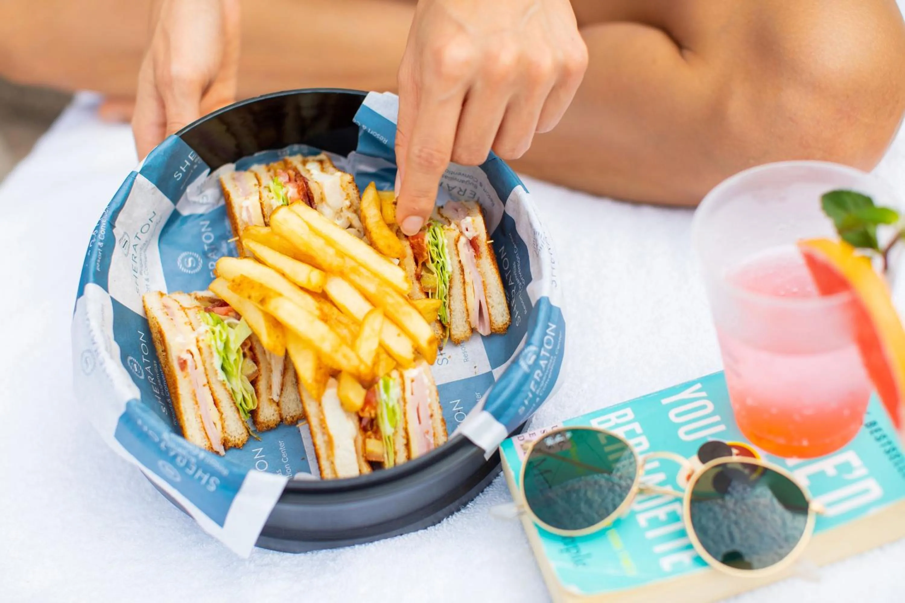 Swimming pool in Sheraton Buganvilias Resort & Convention Center
