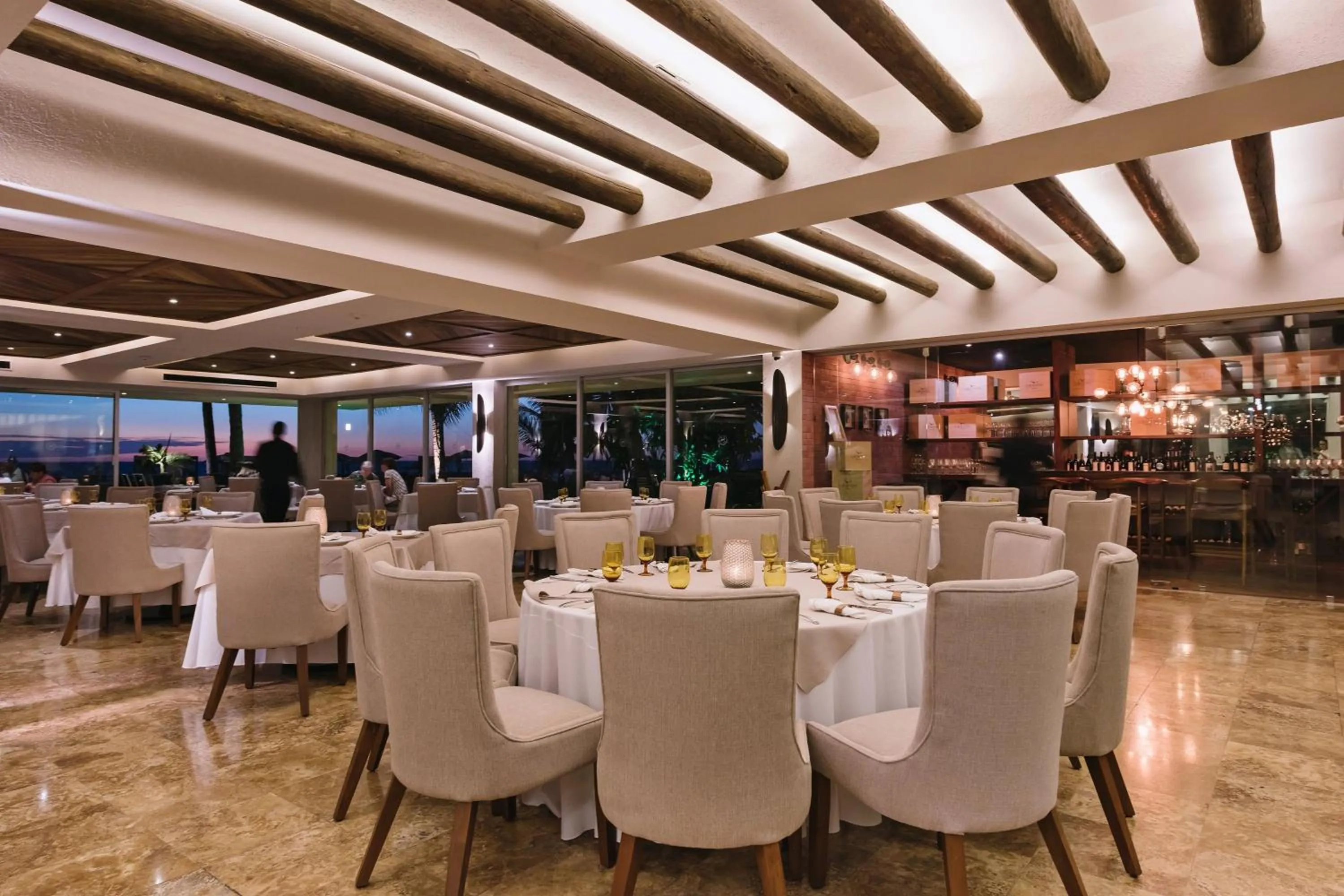 Restaurant/places to eat in Sheraton Buganvilias Resort & Convention Center