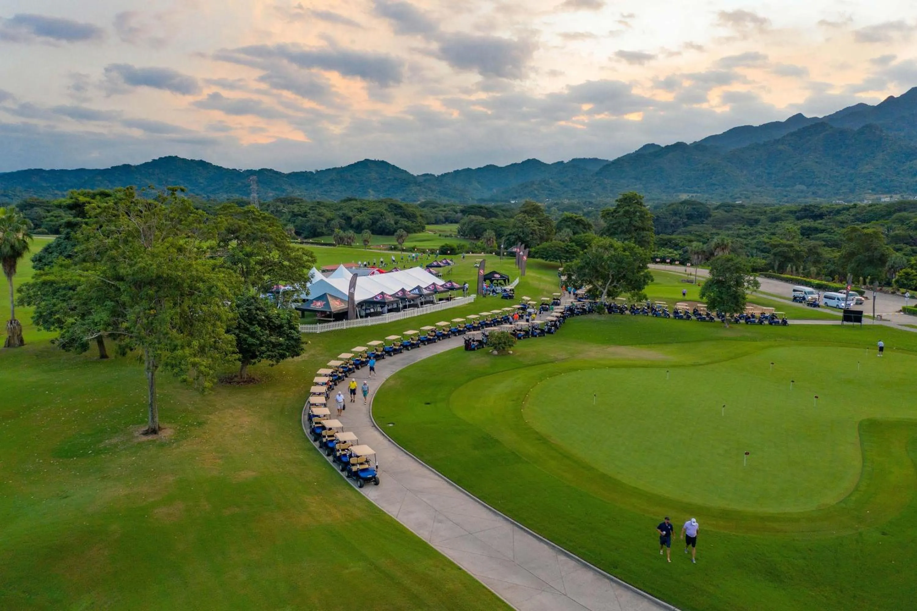 Golfcourse in Sheraton Buganvilias Resort & Convention Center