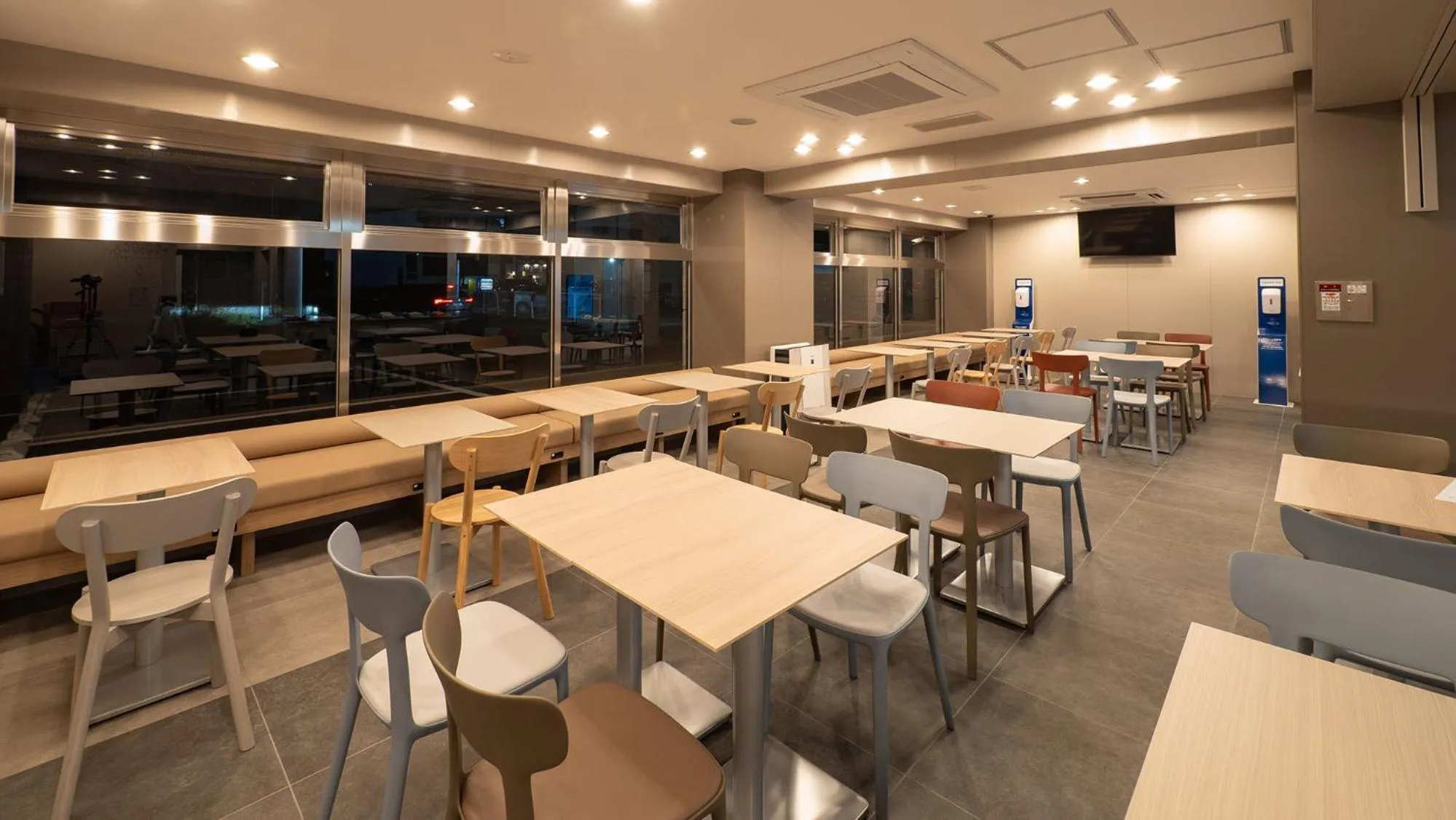 Lobby or reception in Toyoko Inn Koriyama