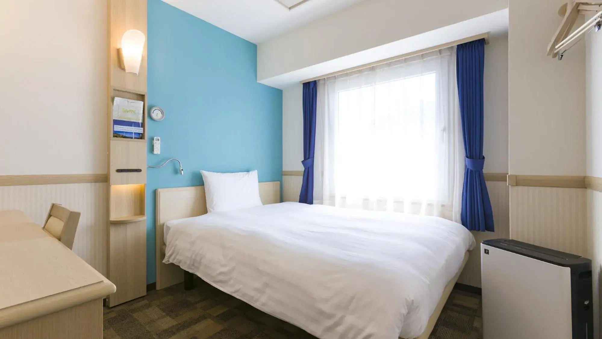 Single Room - Smoking in Toyoko Inn Kurashiki-eki Minami-guchi Single Room - Smoking in Toyoko Inn Kurashiki-eki Minami-guchi