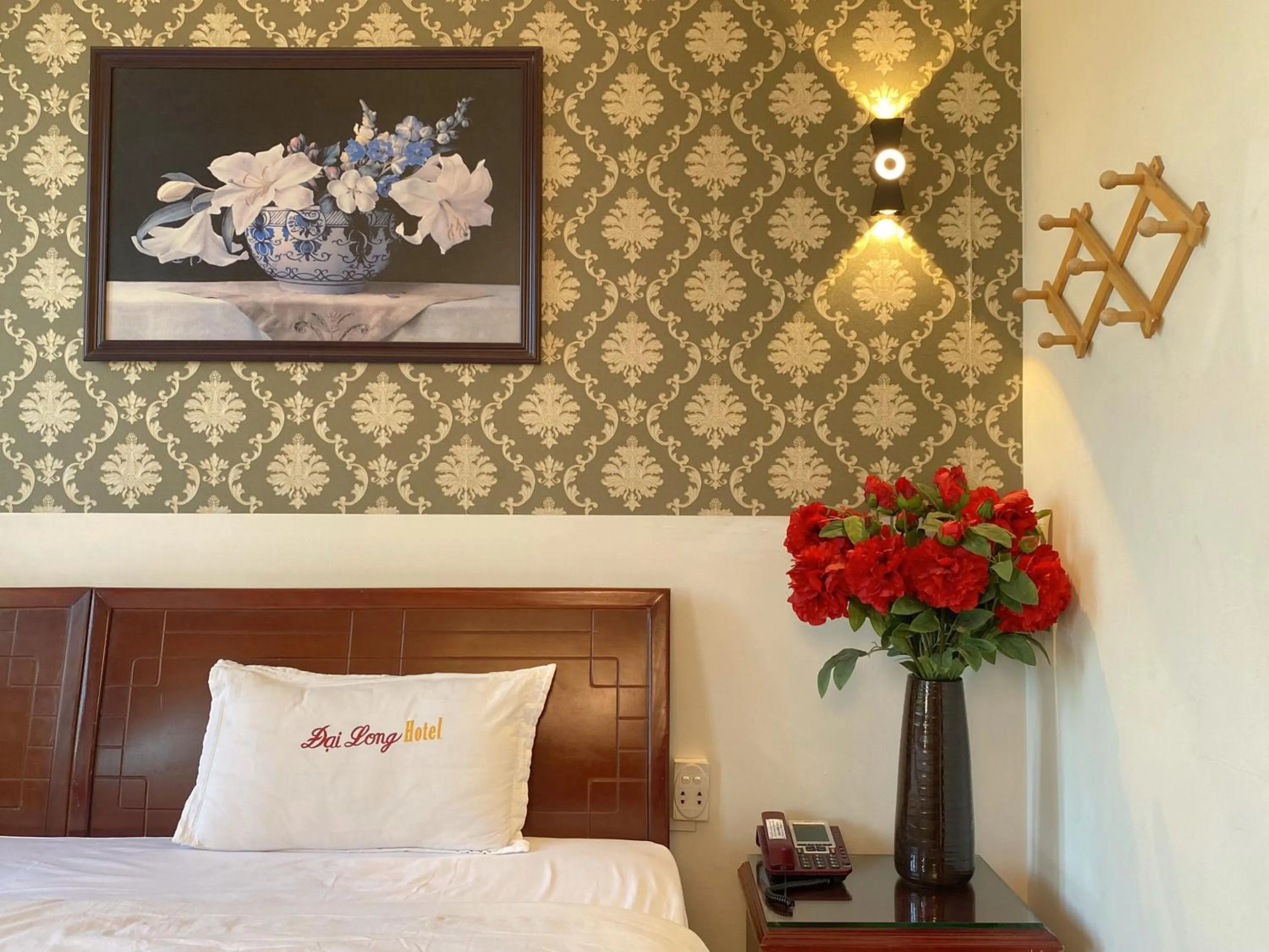 Decorative detail, Bed in Dai Long Hotel