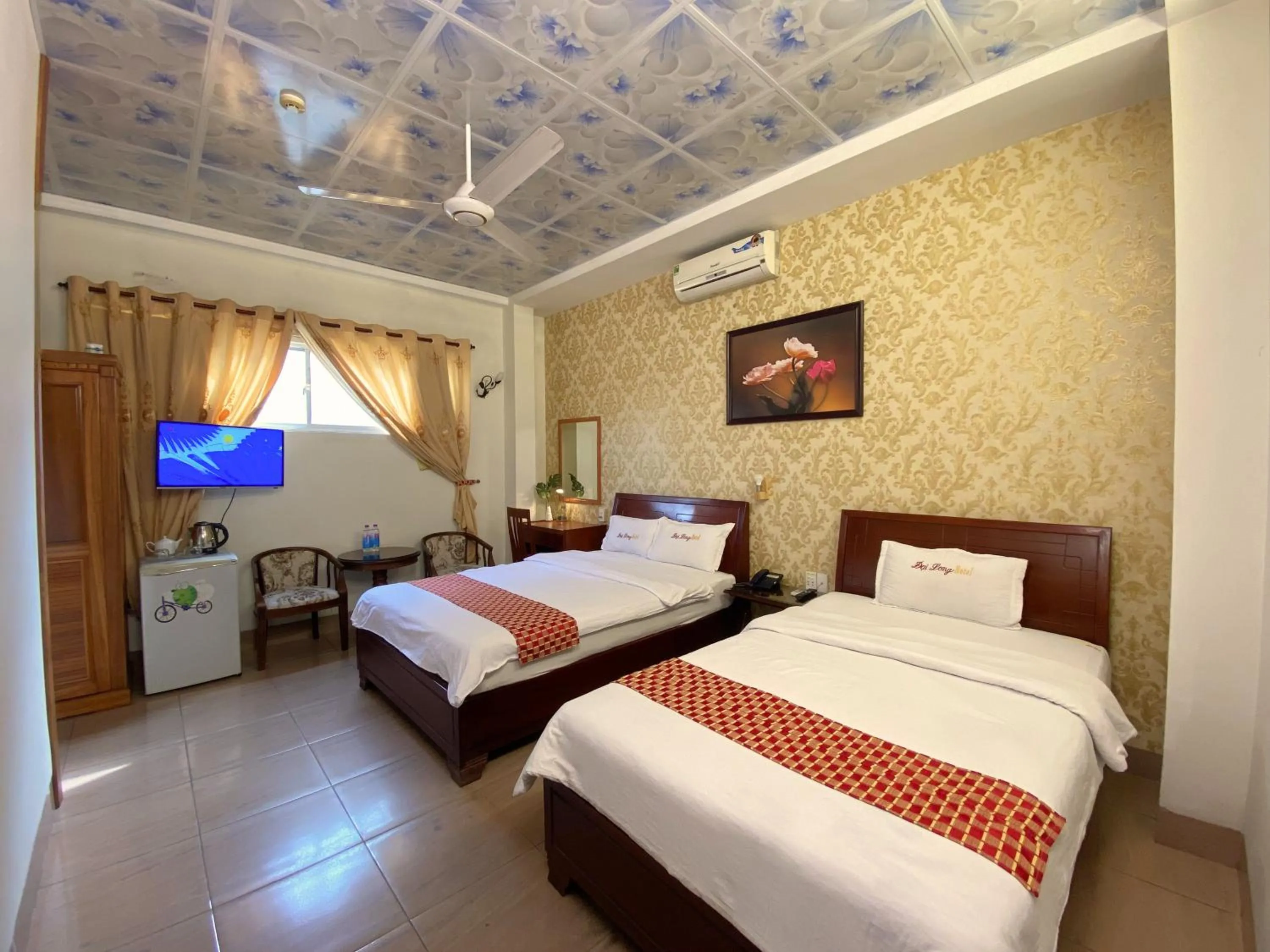 Bed in Dai Long Hotel