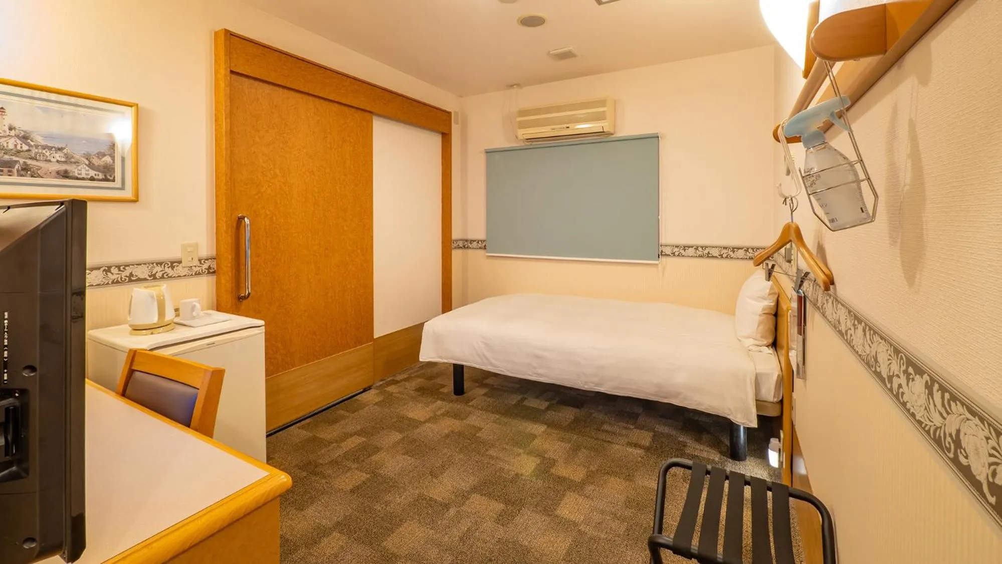 Bedroom, Bed in Toyoko Inn Tokyo Asakusa Kuramae No 1