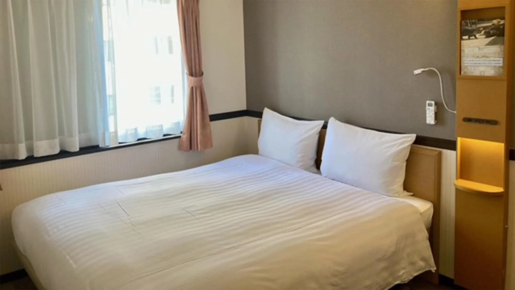 Bedroom, Bed in Toyoko Inn Sendai Higashi-guchi No 2