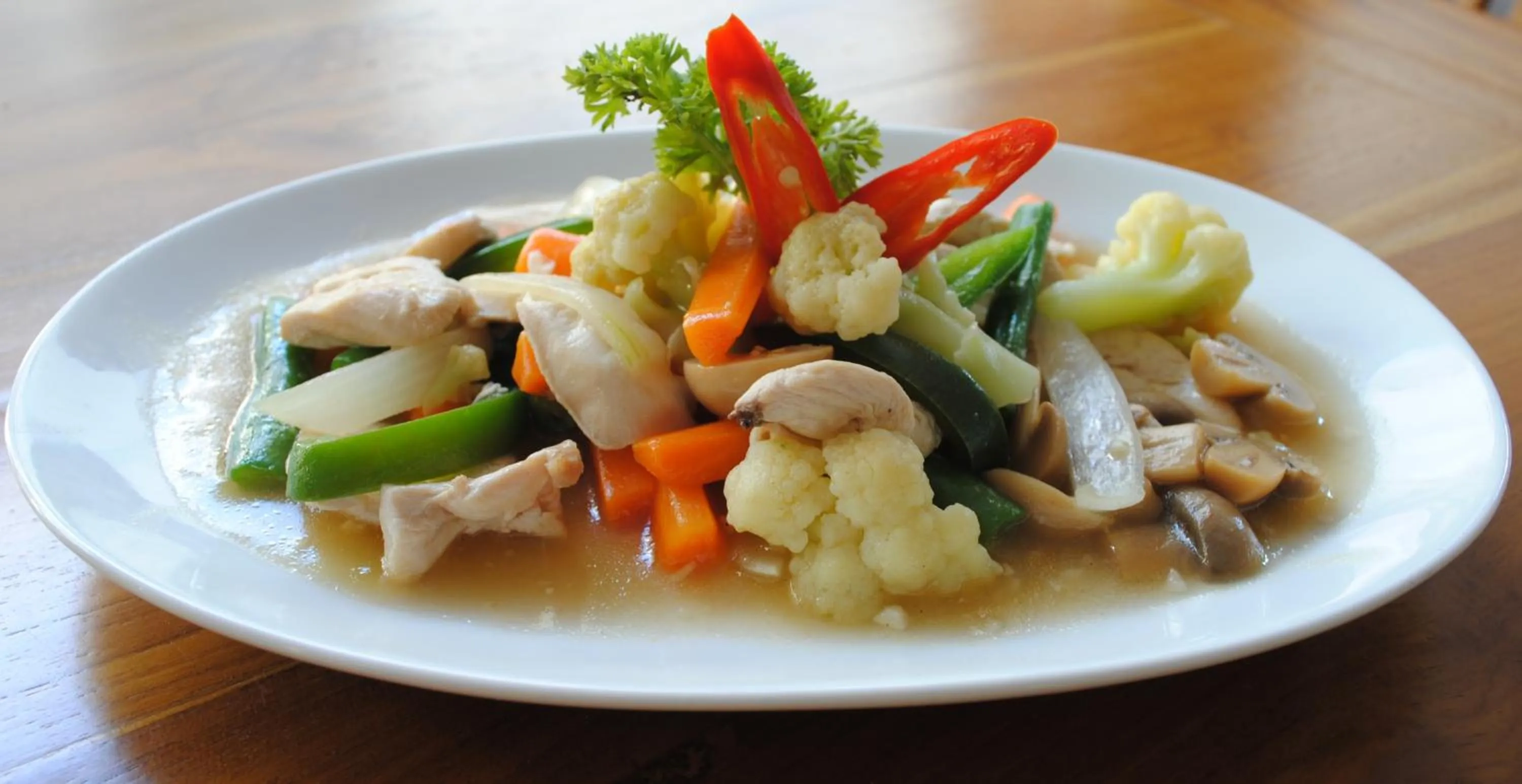 Restaurant/places to eat in Manggar Indonesia Hotel