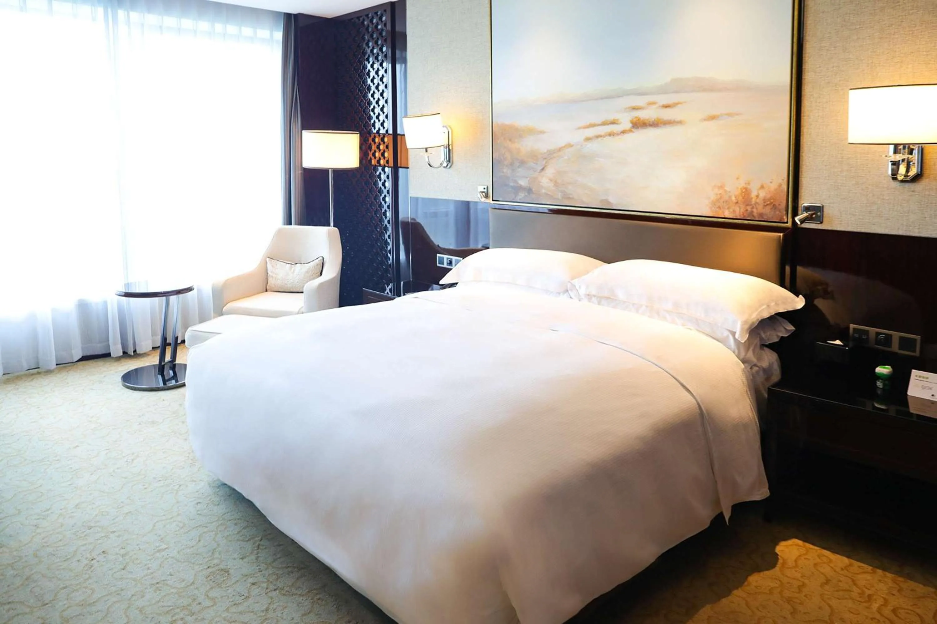 Bed in DoubleTree By Hilton Anhui