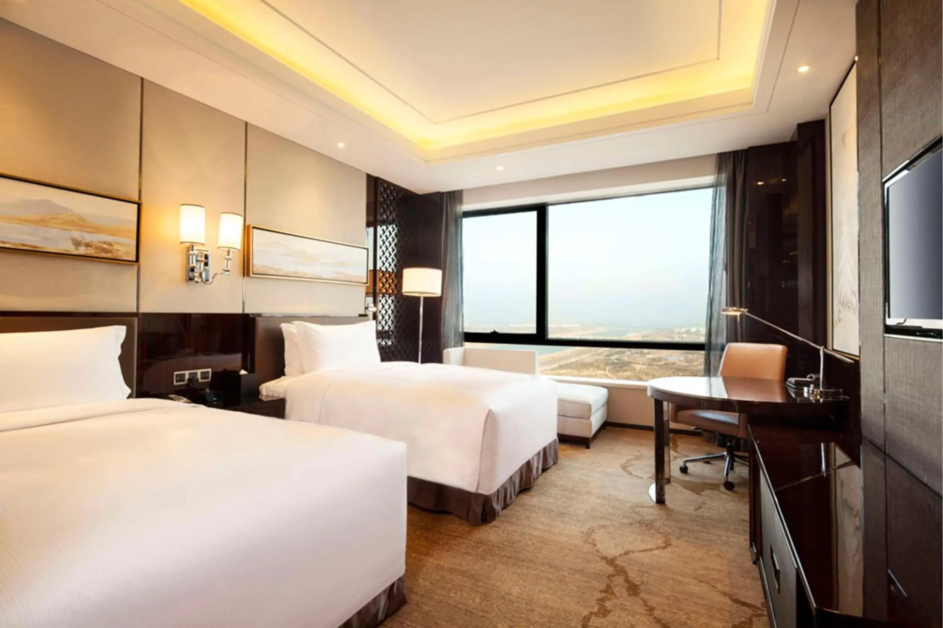 Deluxe Twin Room with Lake View in DoubleTree By Hilton Anhui Deluxe Twin Room with Lake View in DoubleTree By Hilton Anhui