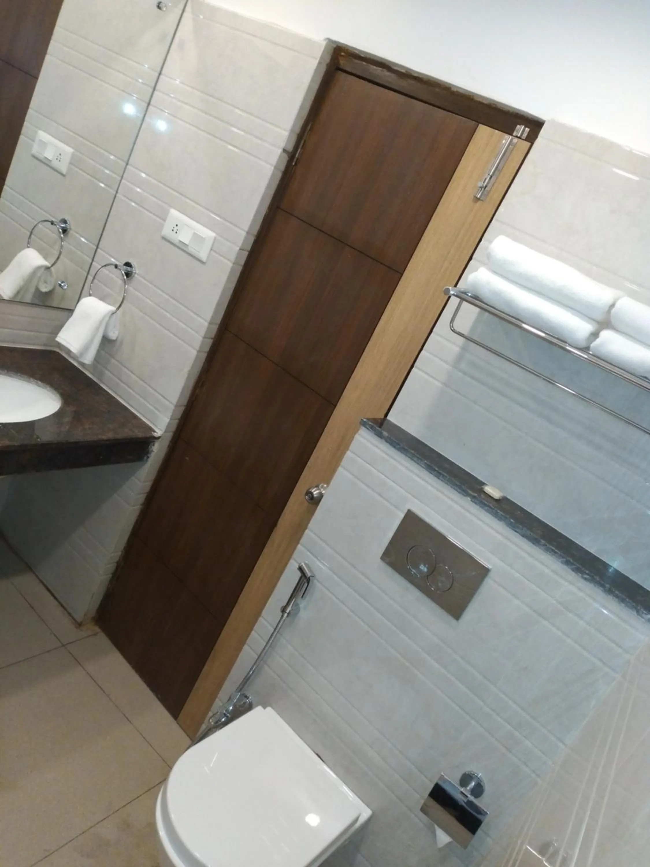Bathroom in HOTEL NILADRI PREMIUM