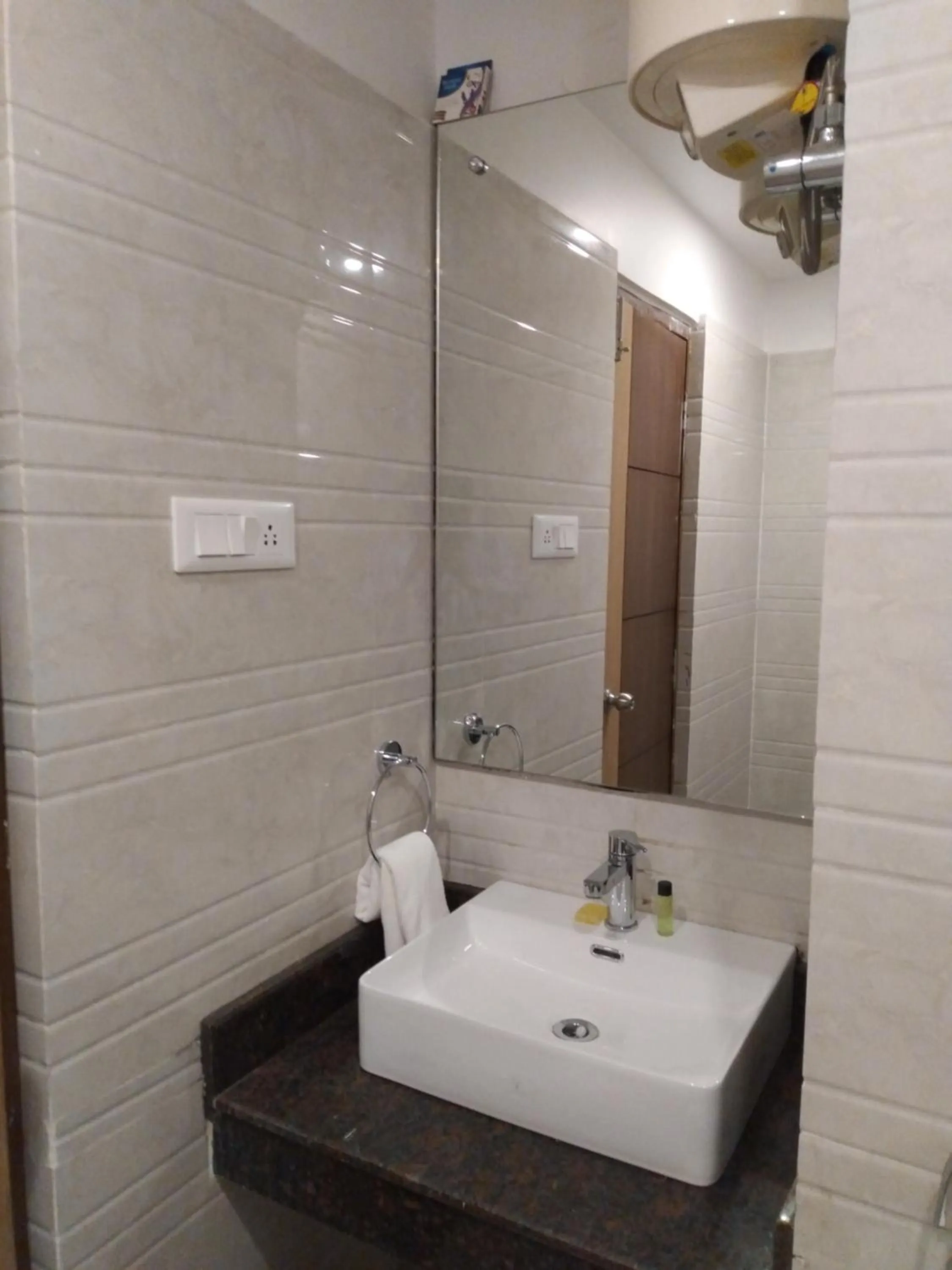 Bathroom in HOTEL NILADRI PREMIUM