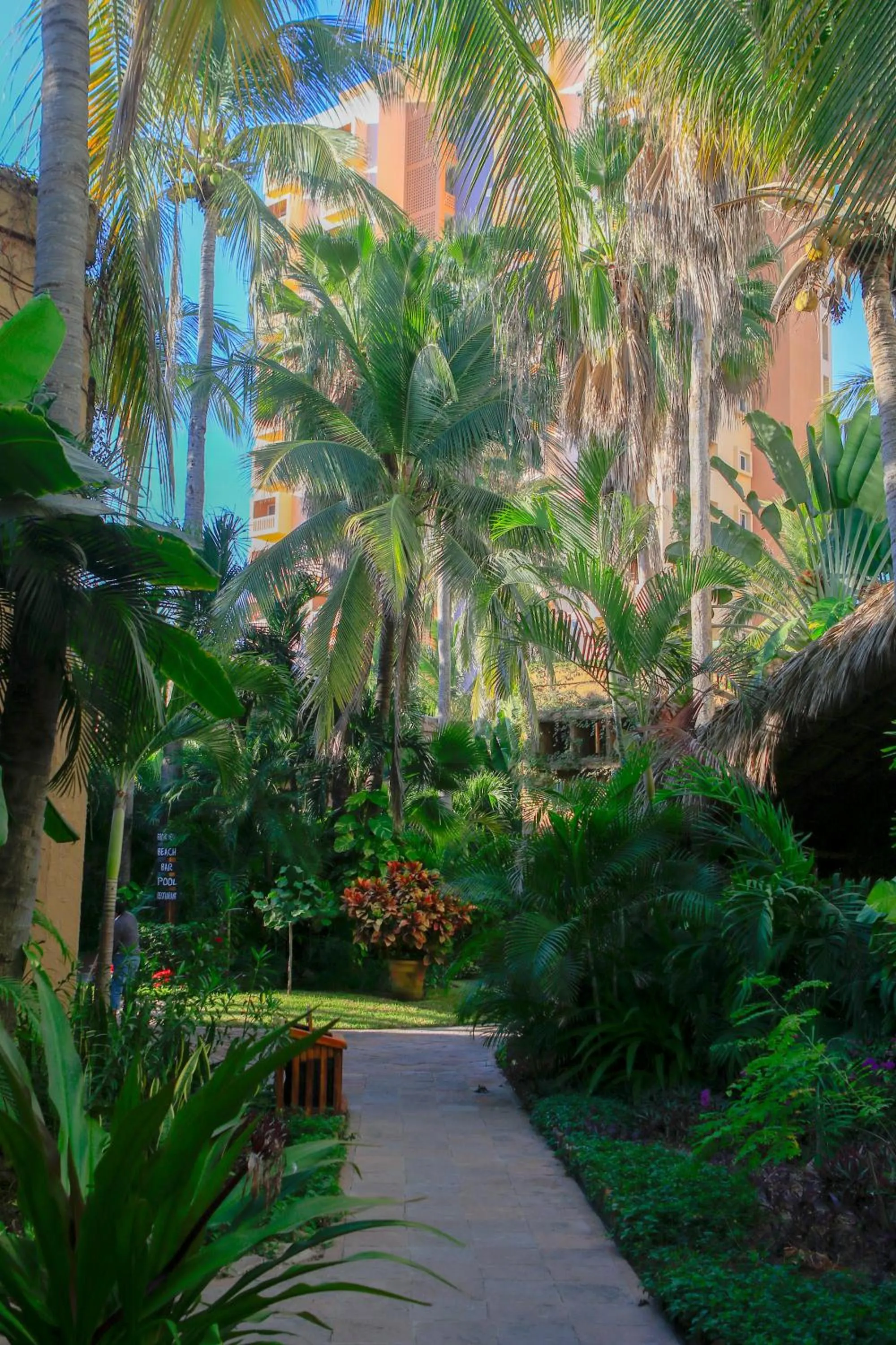 Villas El Rancho Green Resort