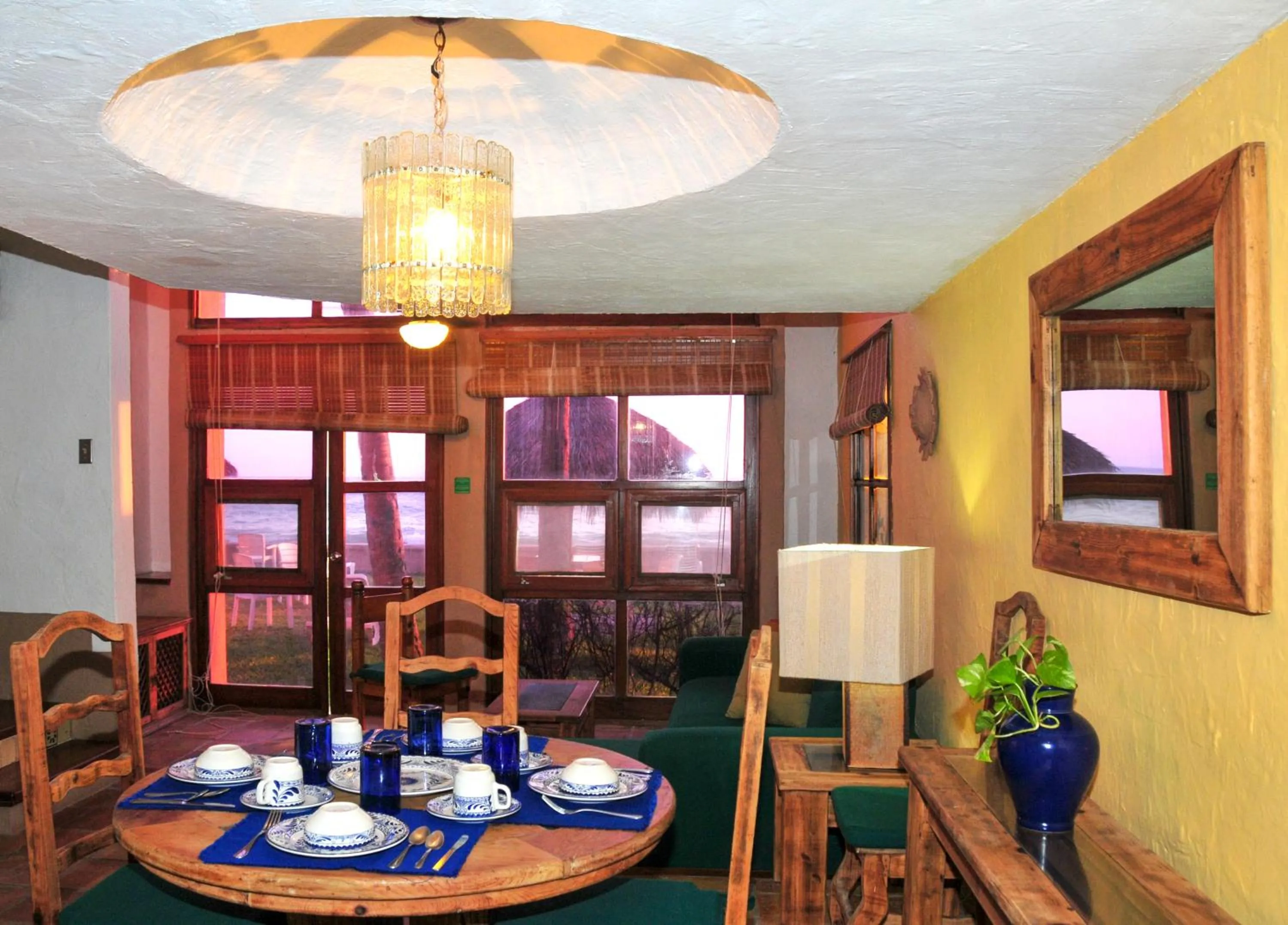 Villas El Rancho Green Resort