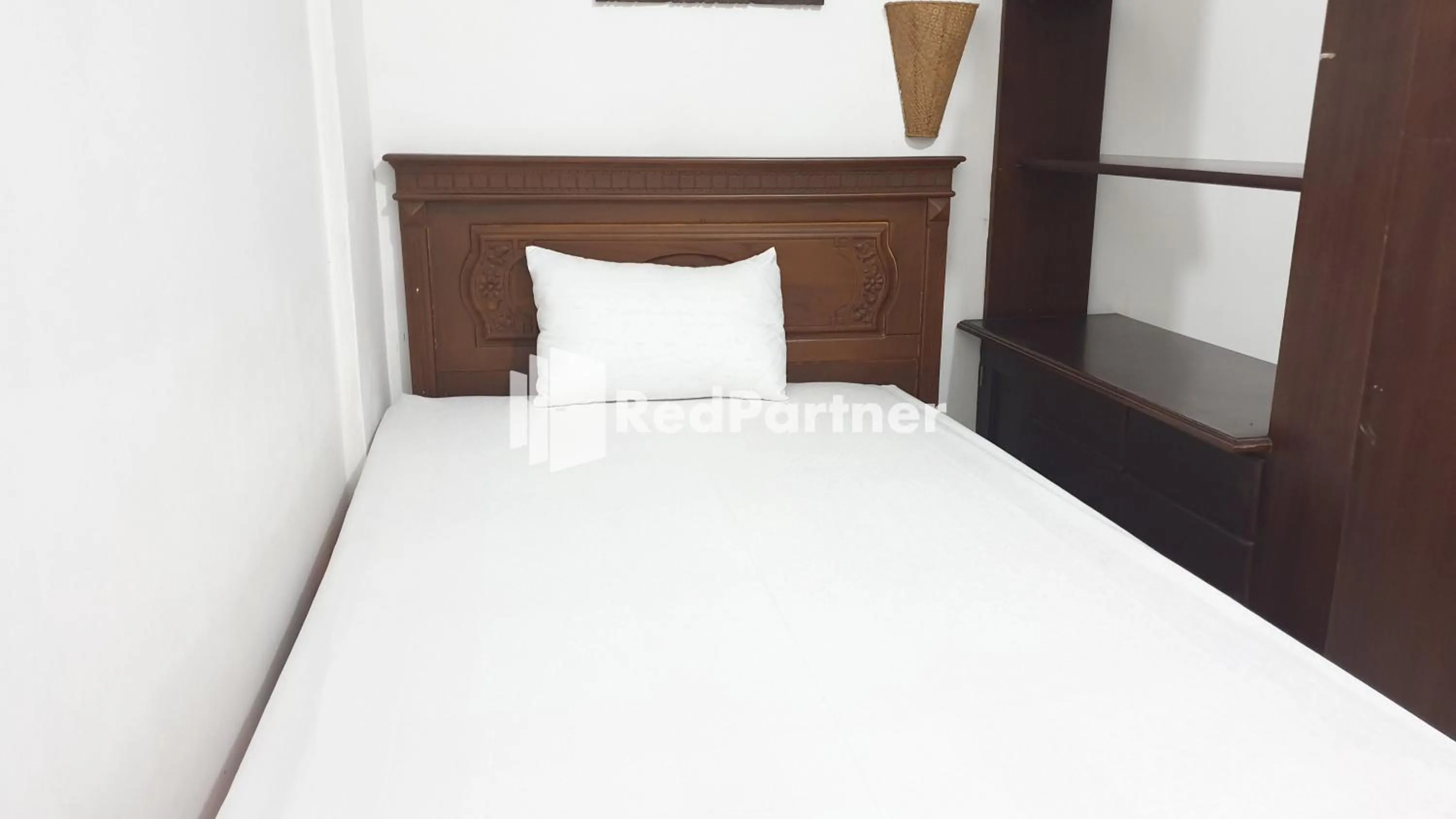 Bed in Castle Residence Syariah RedPartner