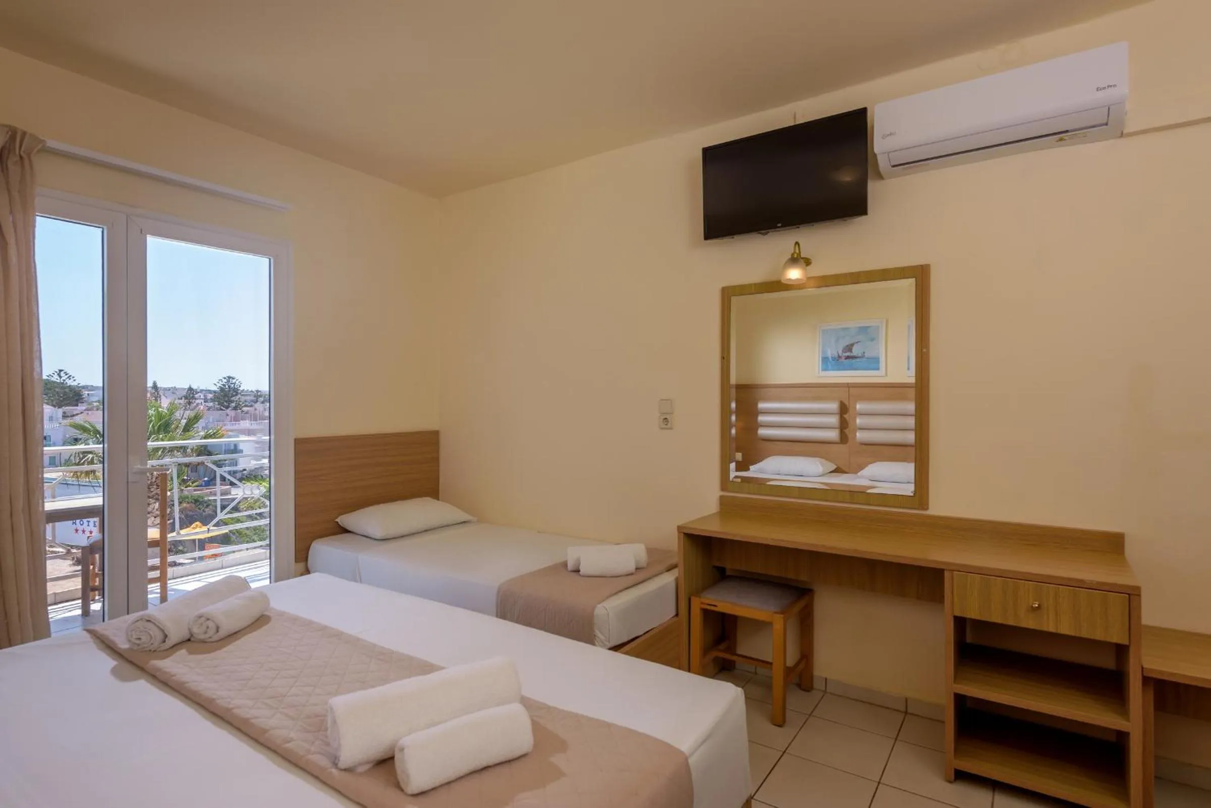 Bedroom in SunBay Hotel