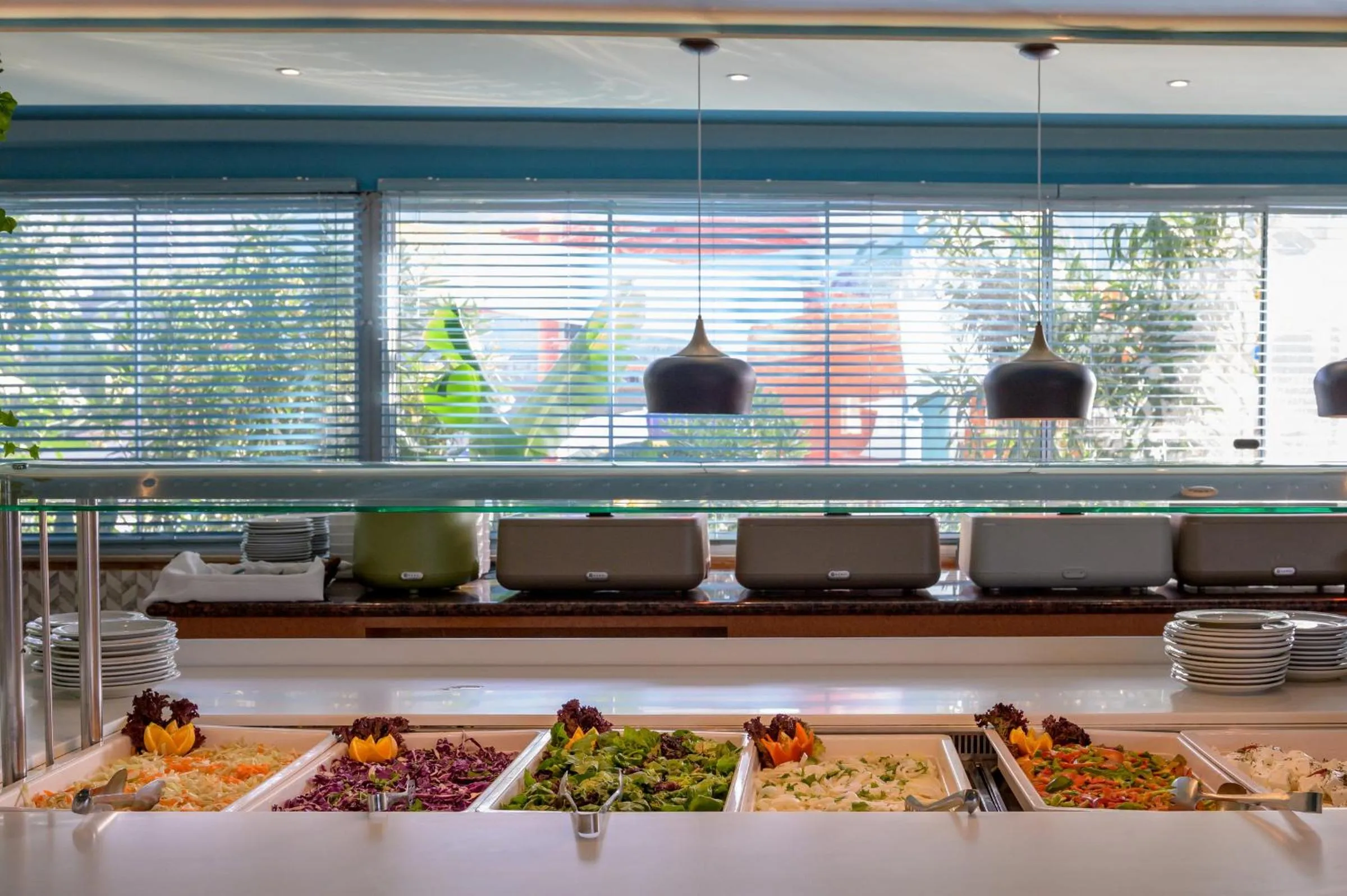 Restaurant/places to eat in SunBay Hotel